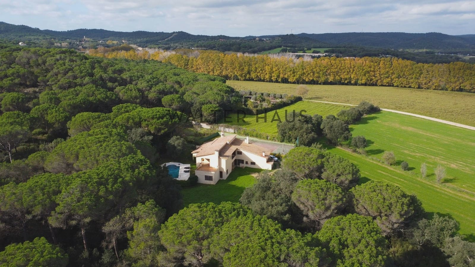 5 chambre Villa/Maison à vendre à Santa Cristina d'Aro avec piscine - 1 400 000 € (Ref: 8933383)