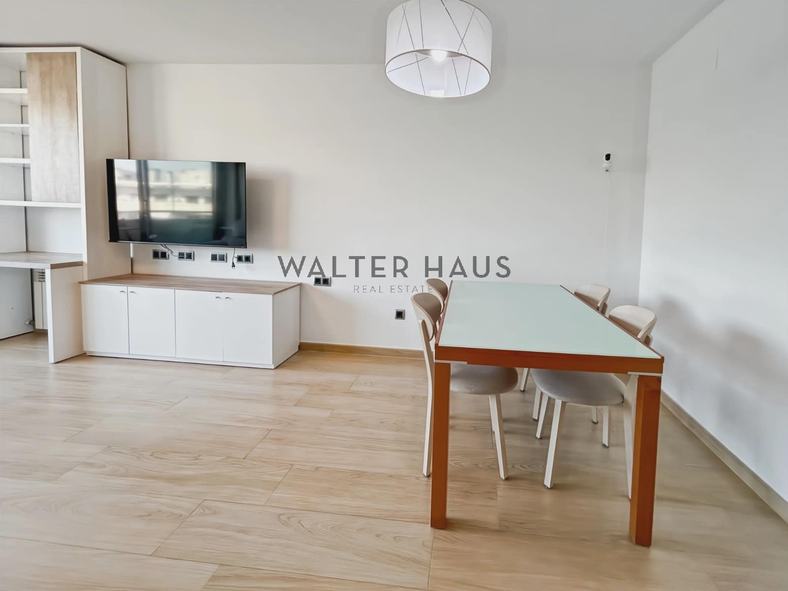 3 soveværelse Lejlighed til leje i Barcelona by - € 3.885 (Ref: 8937849)