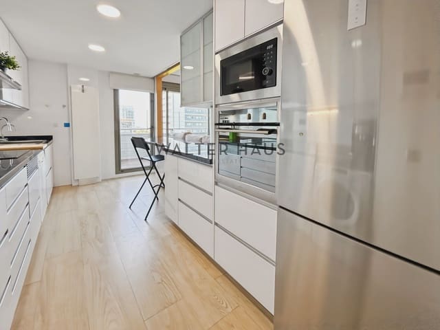 3 soveværelse Lejlighed til leje i Diagonal Mar i El Front Marítim del Poblenou, Barcelona by - € 3.885 (Ref: 8937849)