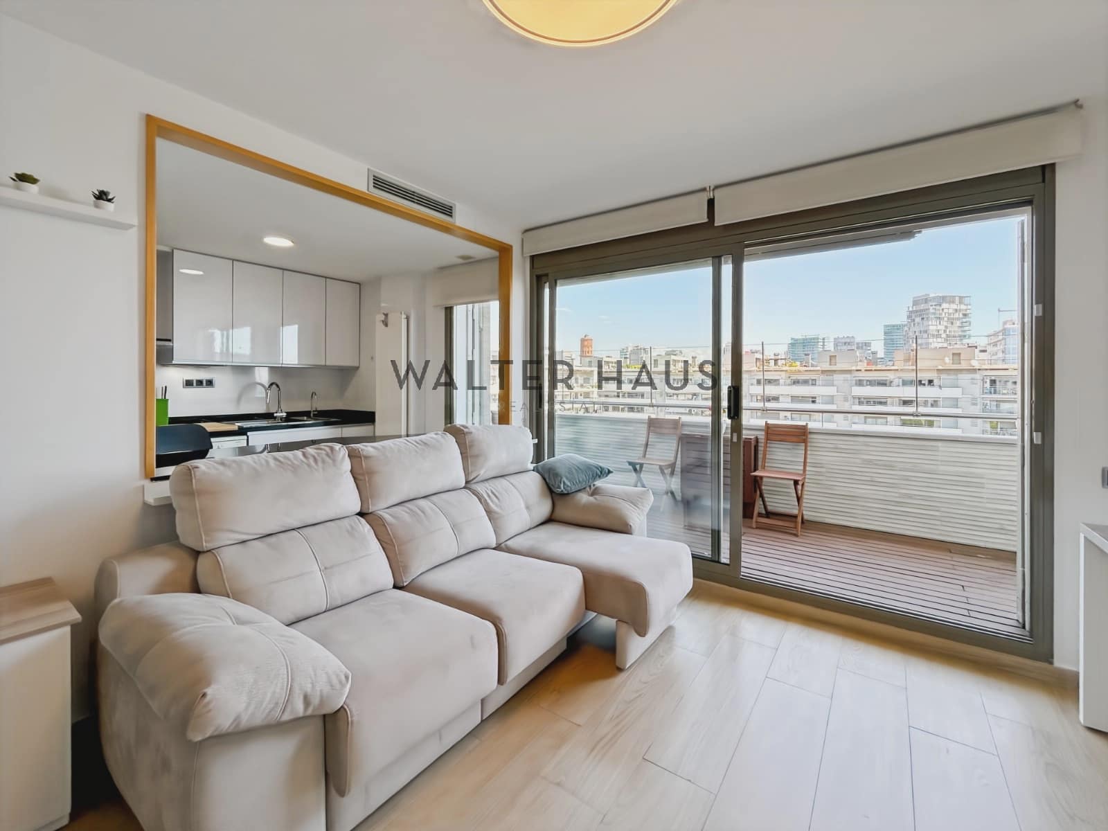 3 soveværelse Lejlighed til leje i Barcelona by - € 3.885 (Ref: 8937849)