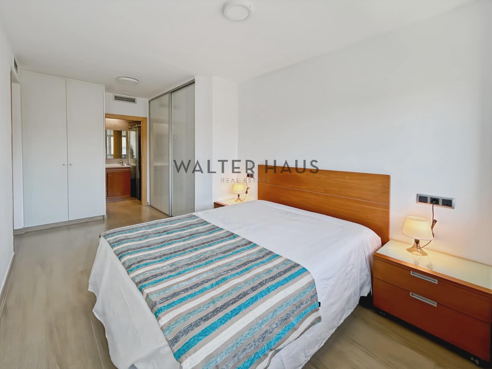 3 soveværelse Lejlighed til leje i Barcelona by - € 3.885 (Ref: 8937849)