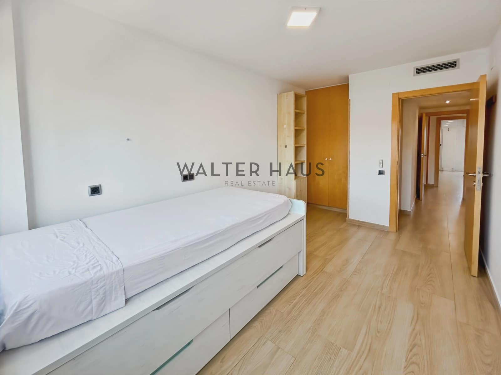 3 soveværelse Lejlighed til leje i Barcelona by - € 3.885 (Ref: 8937849)