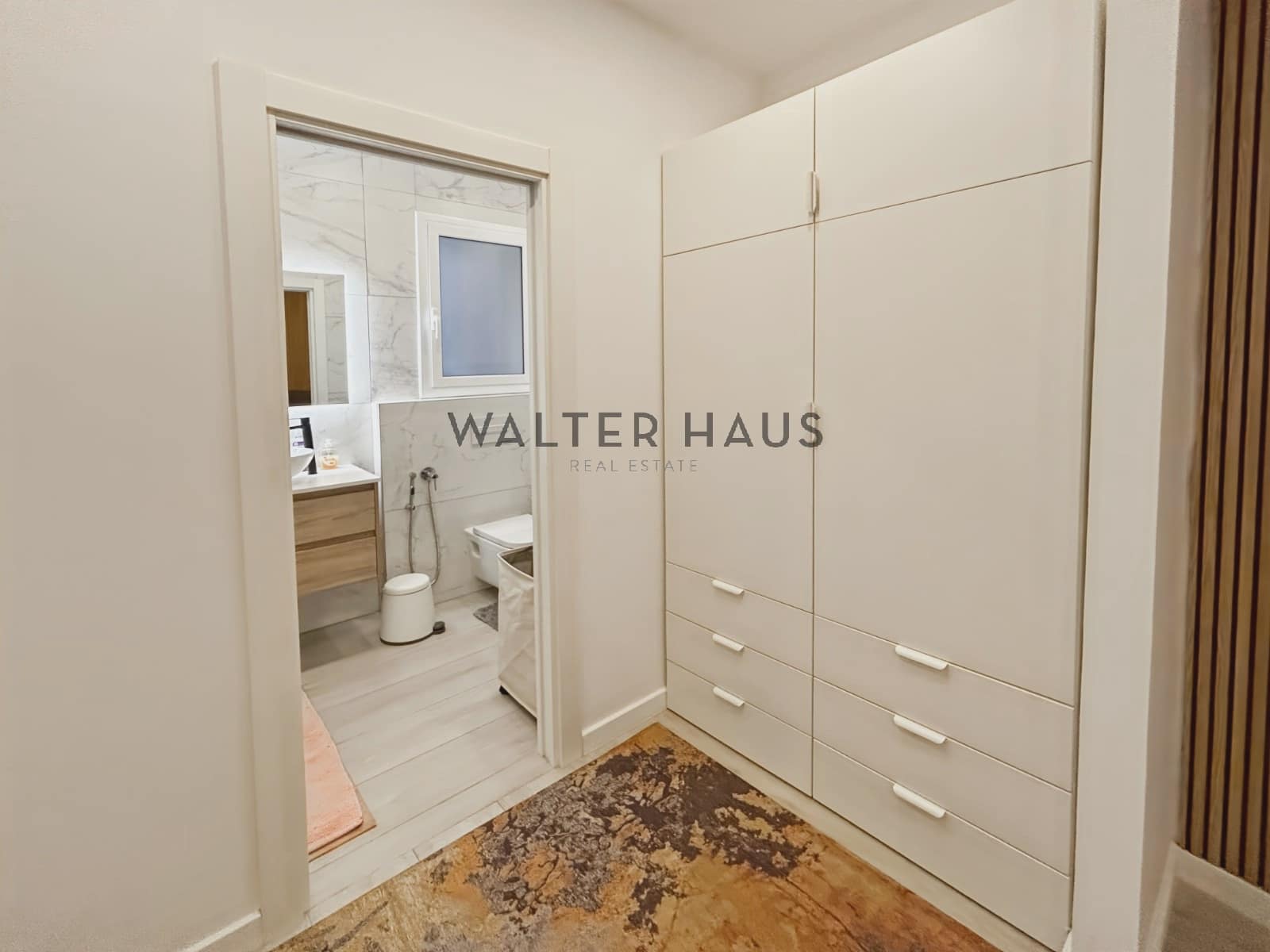 3 bedroom Flat for rent in Barcelona city - € 5,500 (Ref: 8956132)