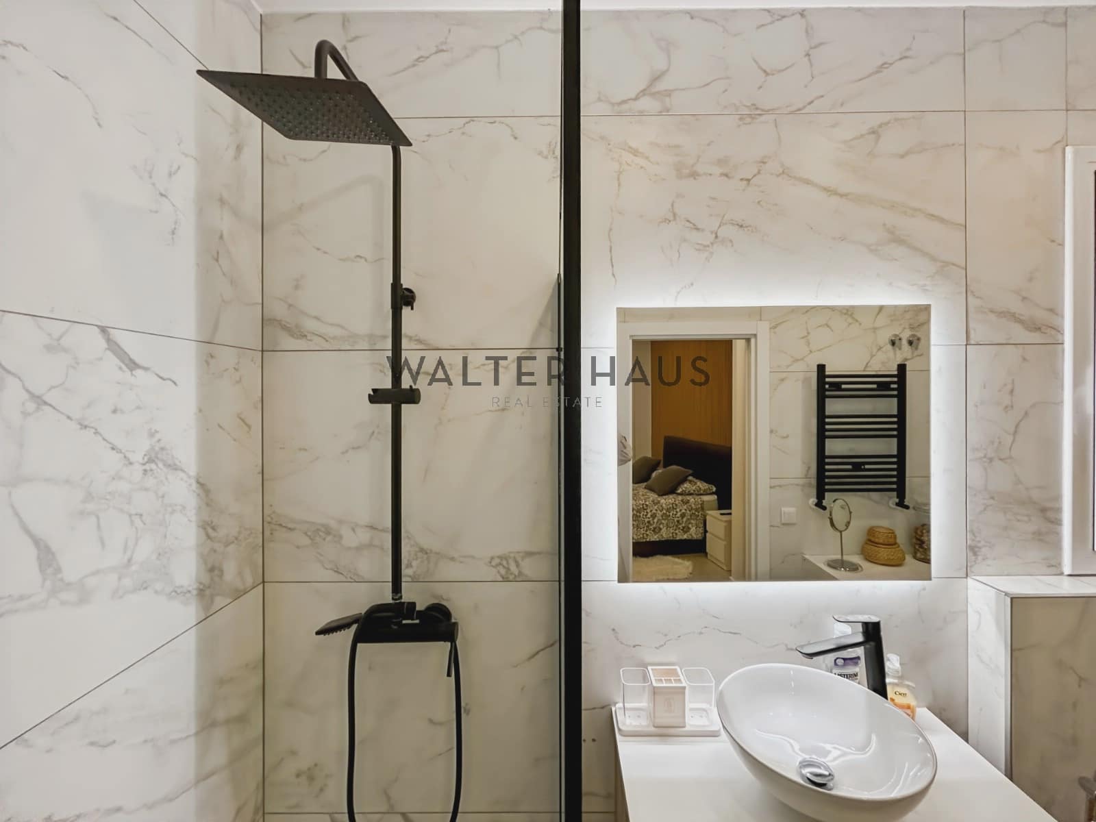 3 bedroom Flat for rent in Barcelona city - € 5,500 (Ref: 8956132)