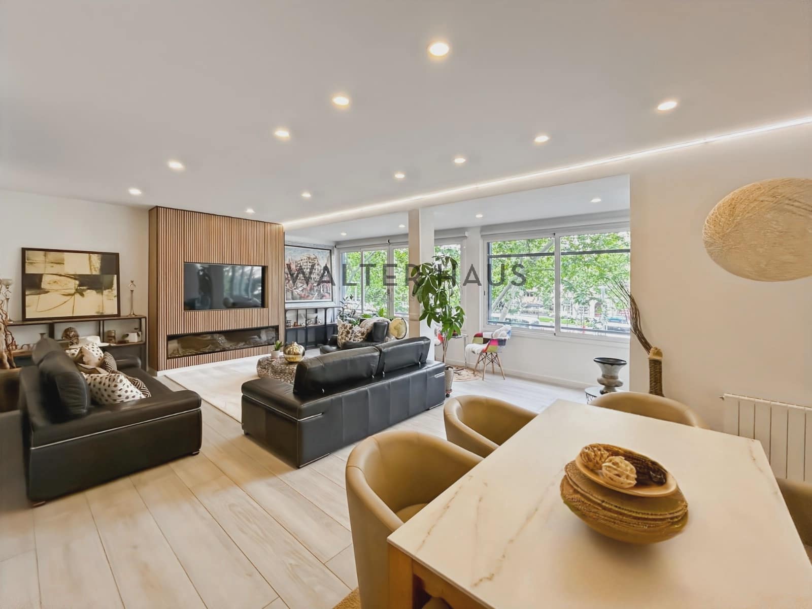 3 bedroom Flat for rent in Barcelona city - € 5,500 (Ref: 8956132)