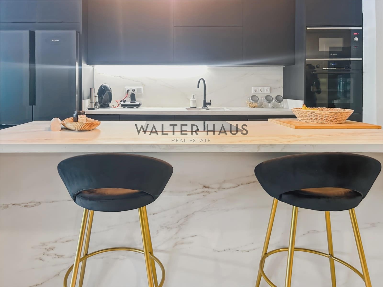 3 bedroom Flat for rent in Barcelona city - € 5,500 (Ref: 8956132)