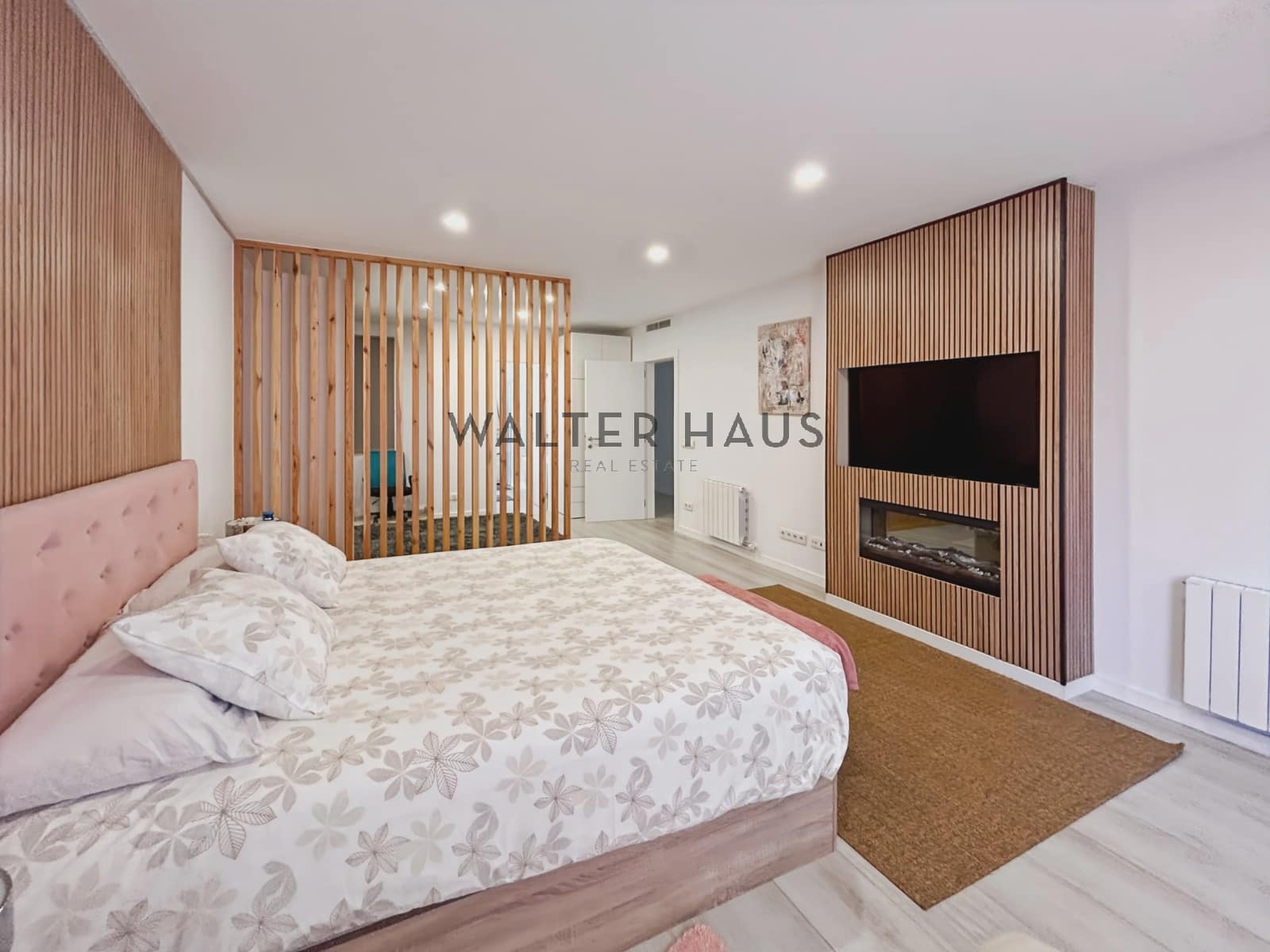 3 bedroom Flat for rent in Barcelona city - € 5,500 (Ref: 8956132)