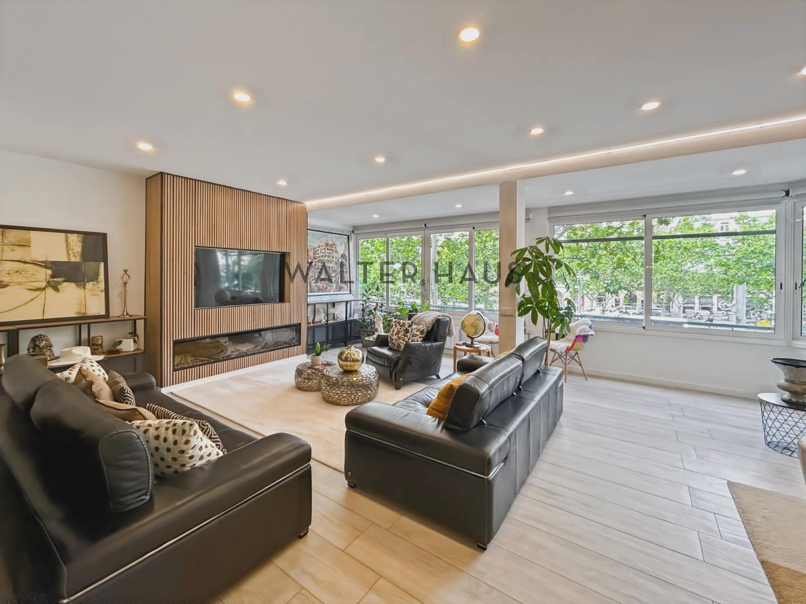 3 bedroom Flat for rent in Barcelona city - € 5,500 (Ref: 8956132)