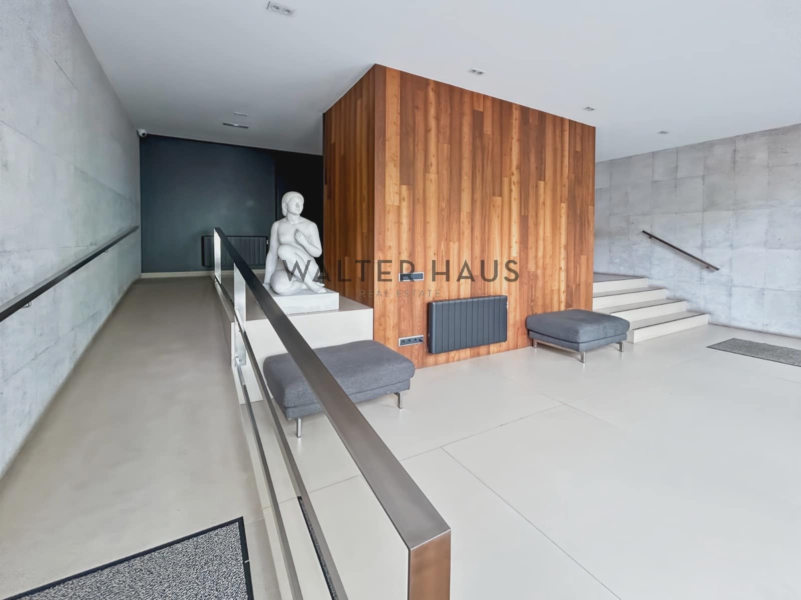 3 bedroom Flat for rent in Barcelona city - € 5,500 (Ref: 8956132)