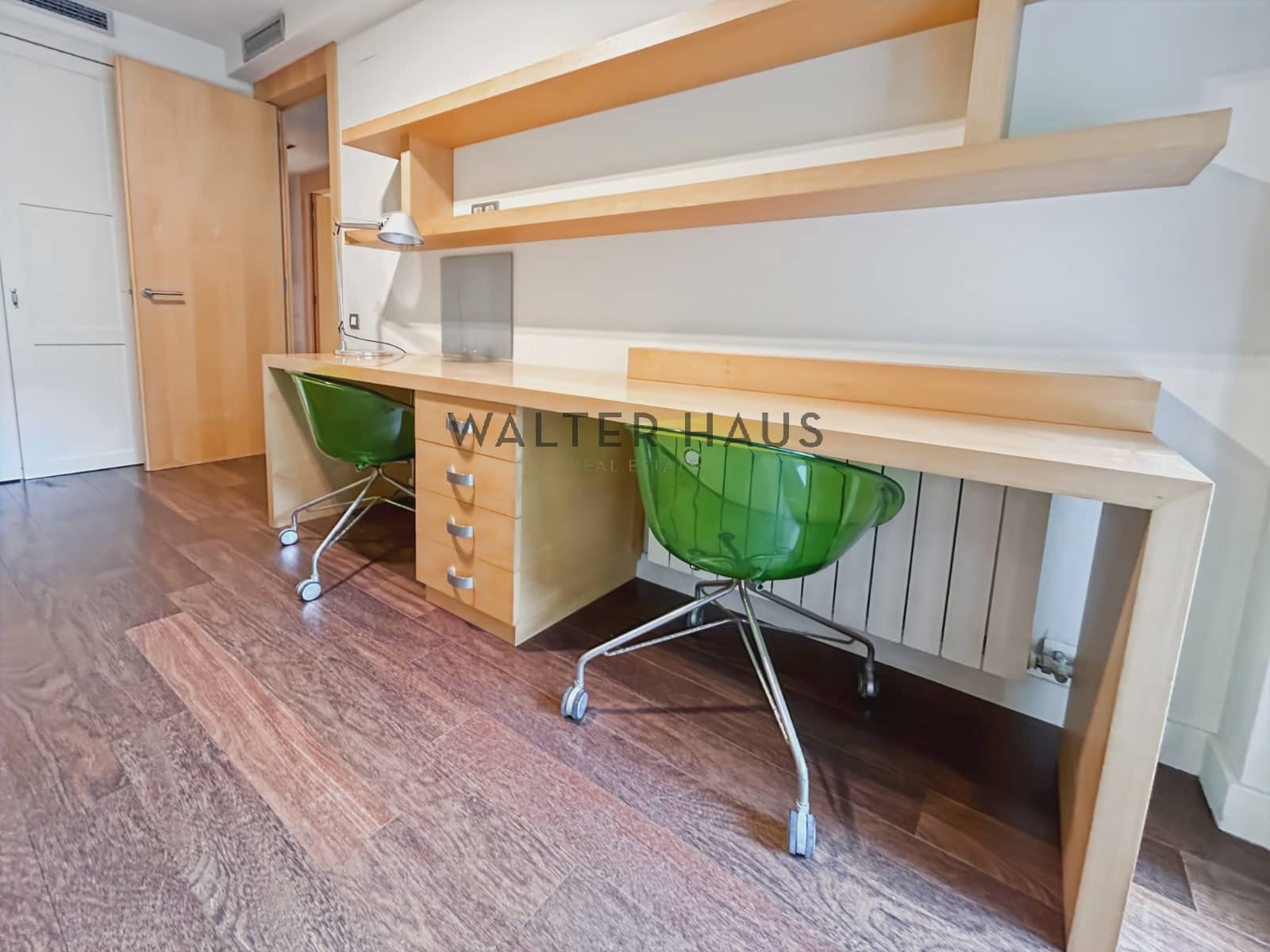 4 soverom Leilighet til leie i Barcelona by med svømmebasseng - € 5 800 (Ref: 8969569)