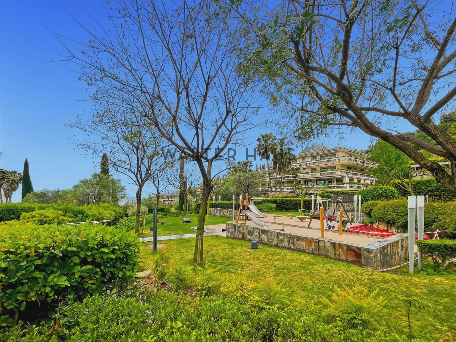 4 soverom Leilighet til leie i Barcelona by med svømmebasseng - € 5 800 (Ref: 8969569)