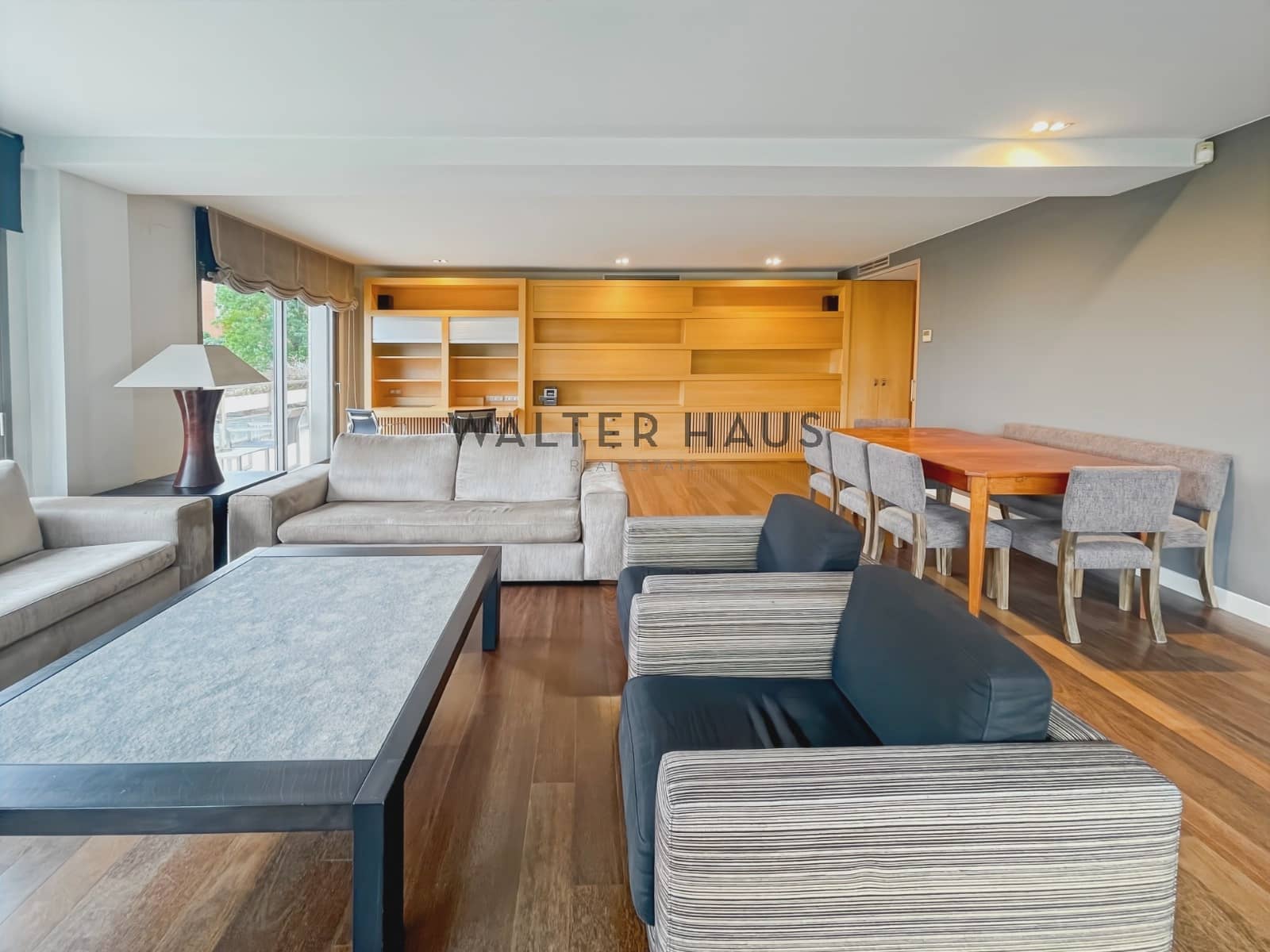 4 soverom Leilighet til leie i Barcelona by med svømmebasseng - € 5 800 (Ref: 8969569)