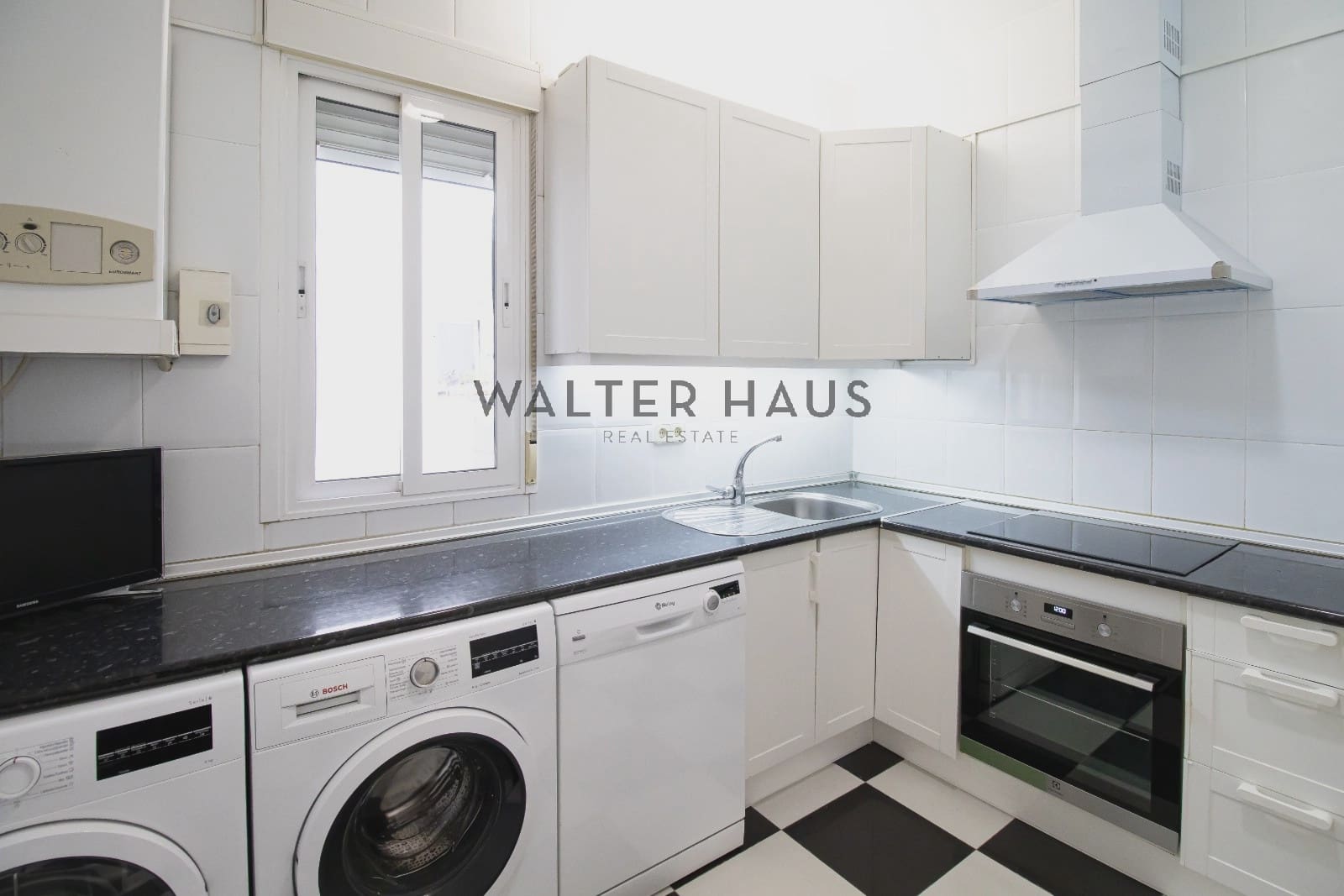 3 slaapkamer Flat te koop in Madrid stad met zwembad - € 750.000 (Ref: 8971357)