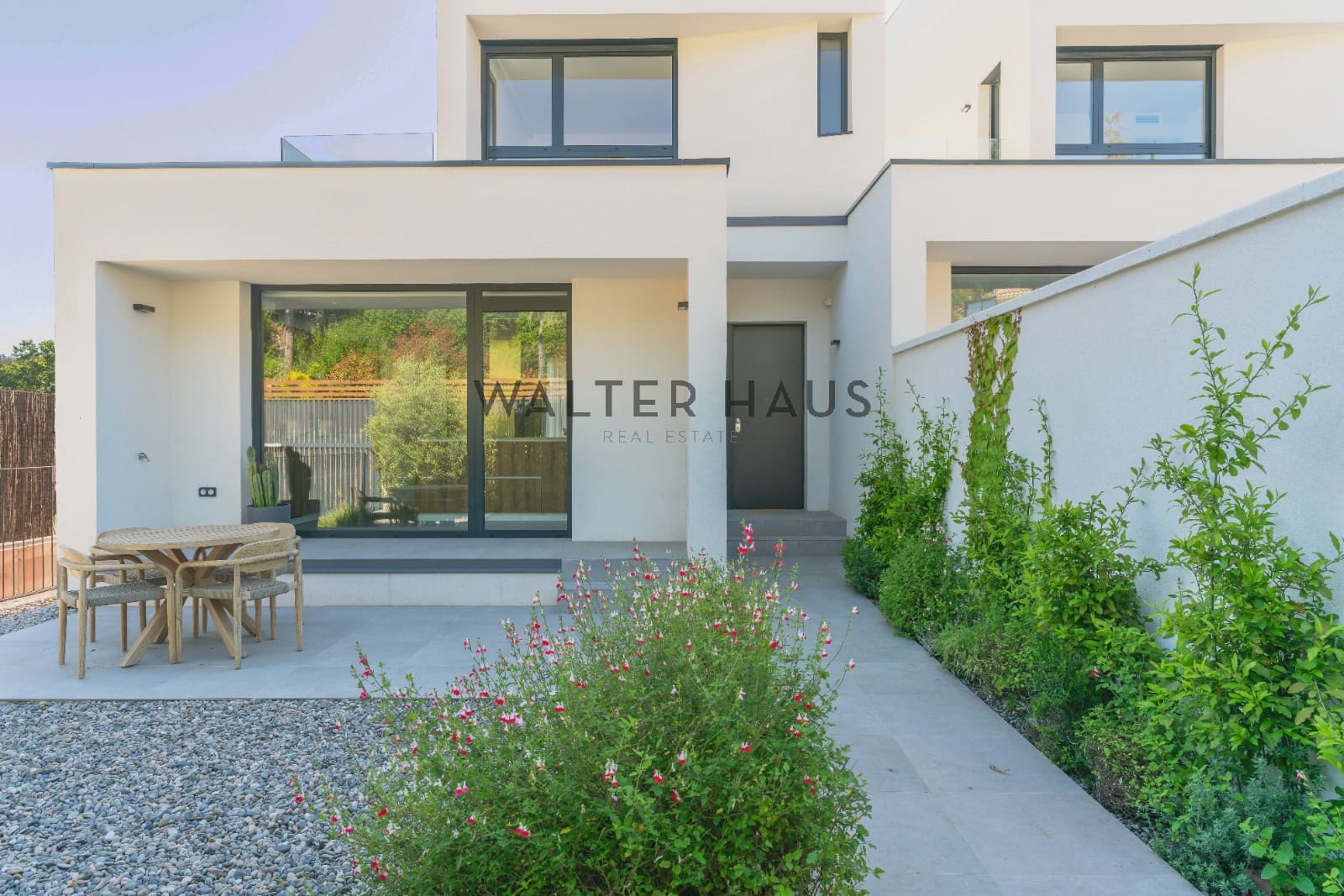 4 slaapkamer Villa te koop in Bellaterra - € 1.190.000 (Ref: 8974049)