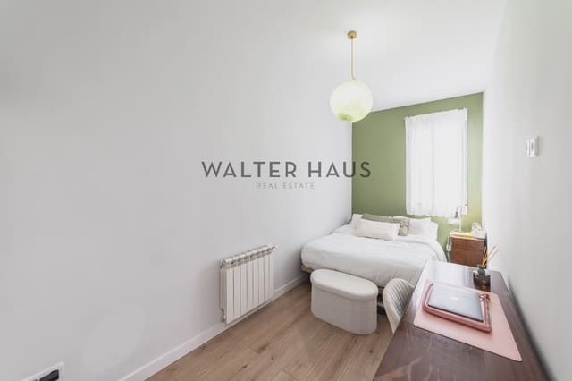 3 bedroom Flat for sale in Argüelles, Madrid city - € 559,000 (Ref: 8987782)