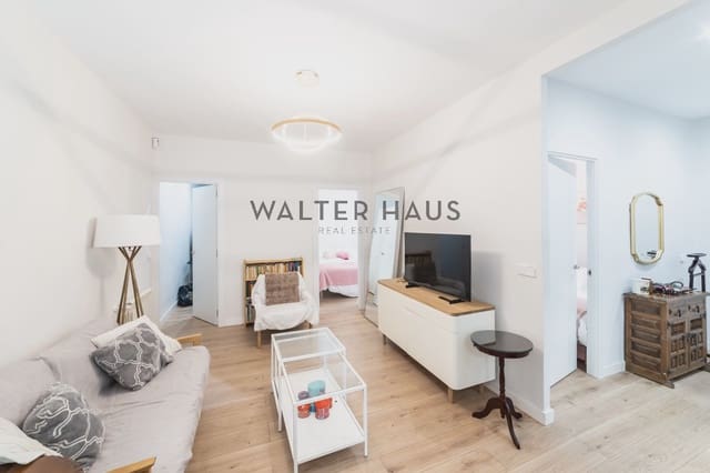 3 bedroom Flat for sale in Argüelles, Madrid city - € 559,000 (Ref: 8987782)