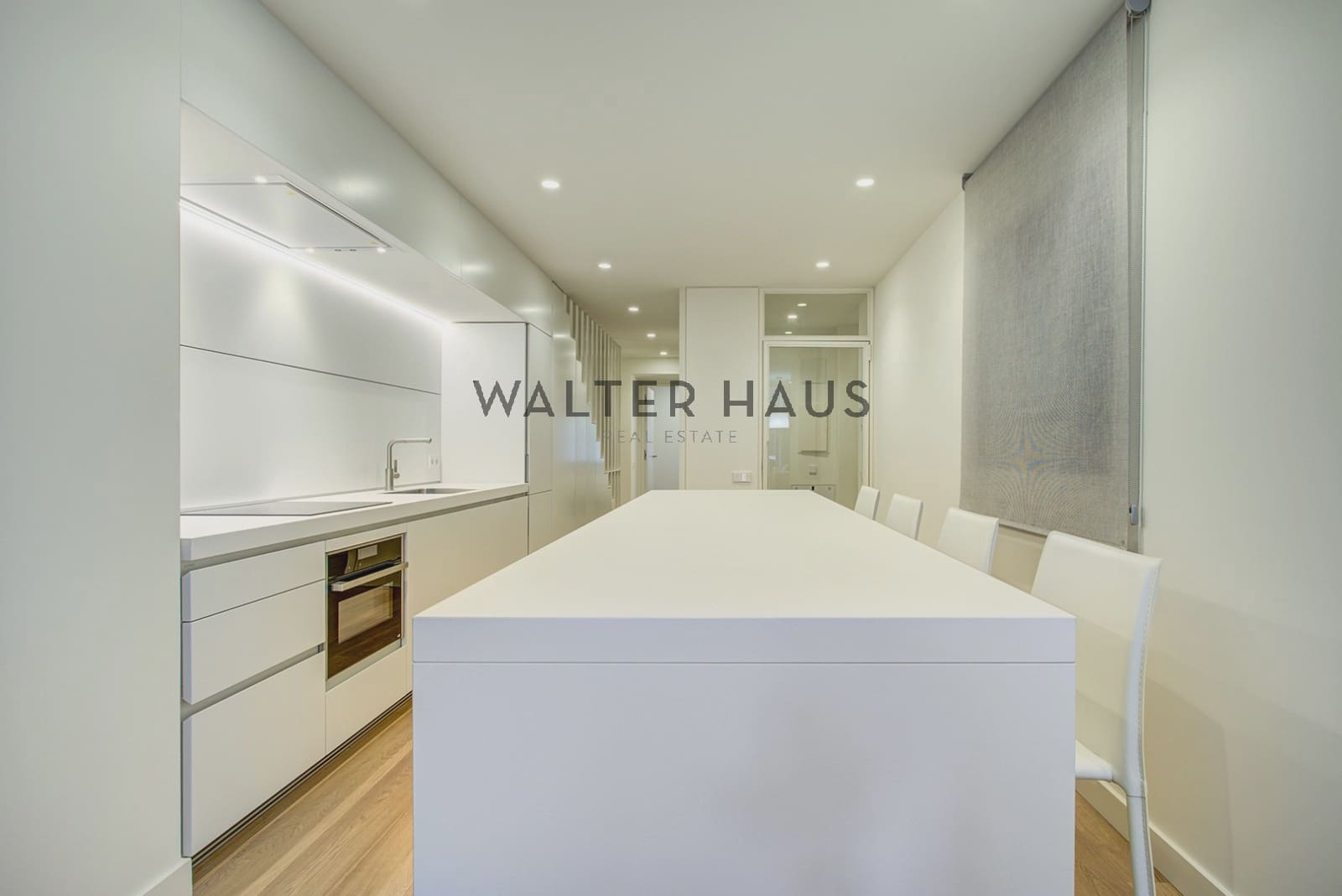 3 bedroom Apartment for sale in Barcelona city - € 2,188,000 (Ref: 8989580)