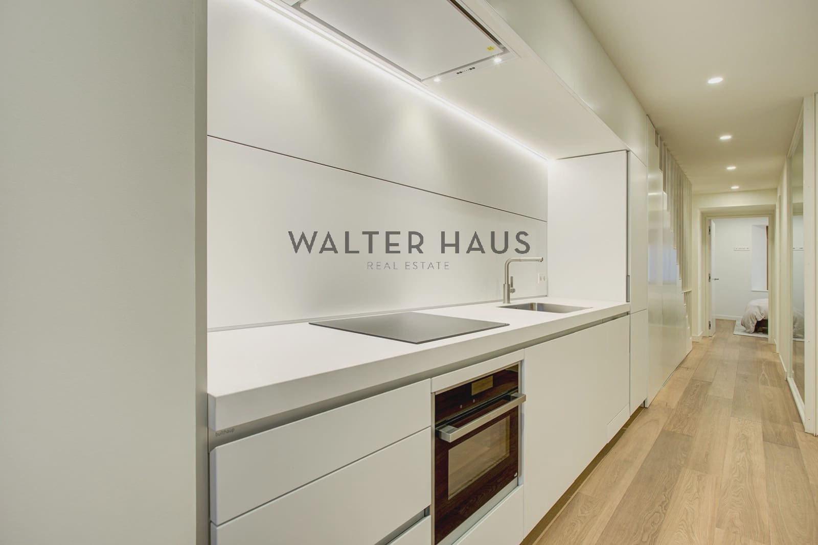 3 bedroom Apartment for sale in Barcelona city - € 2,188,000 (Ref: 8989580)