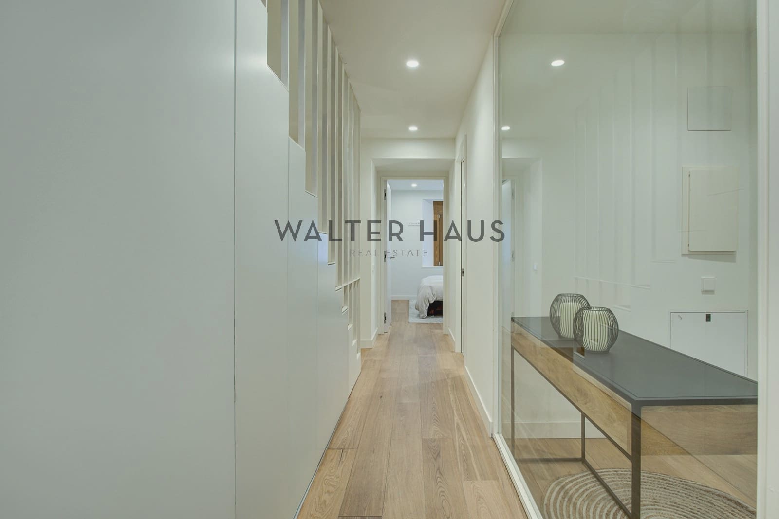 3 bedroom Apartment for sale in Barcelona city - € 2,188,000 (Ref: 8989580)