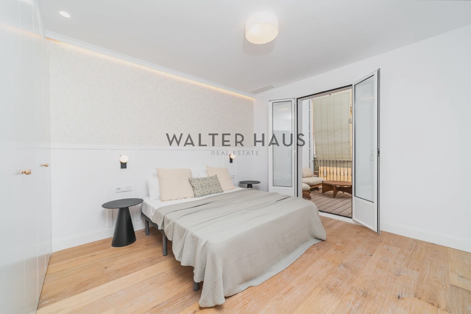 3 soveværelse Lejlighed til salg i Barcelona by - € 1.090.000 (Ref: 8989581)