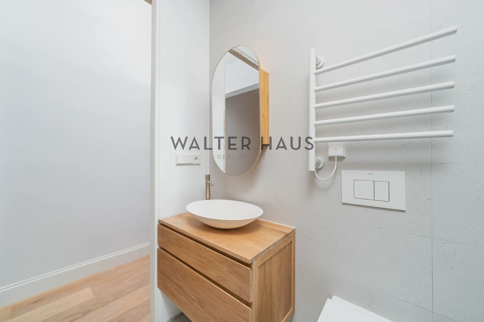 3 soveværelse Lejlighed til salg i Barcelona by - € 1.090.000 (Ref: 8989581)