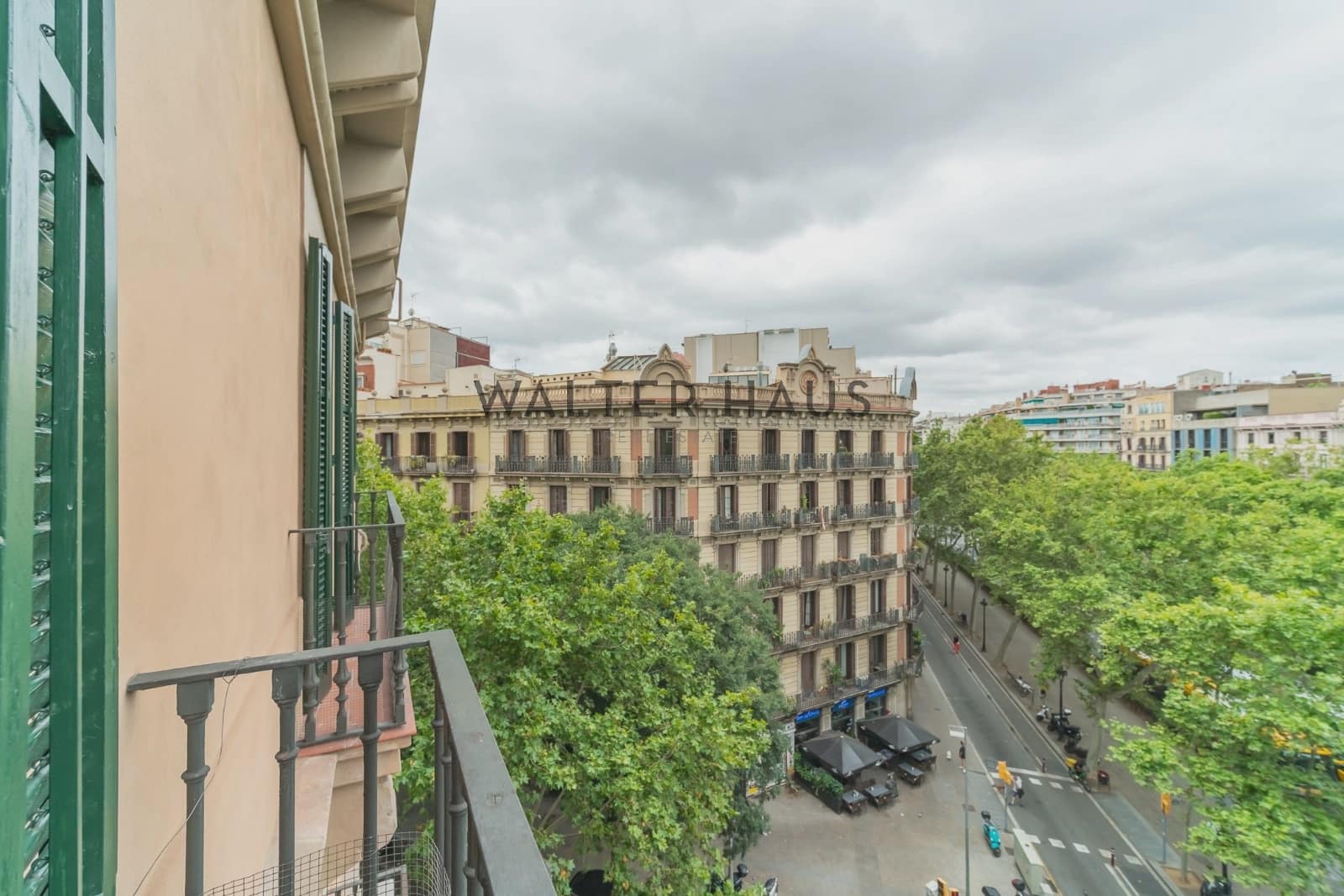 3 soveværelse Lejlighed til salg i Barcelona by - € 1.090.000 (Ref: 8989581)