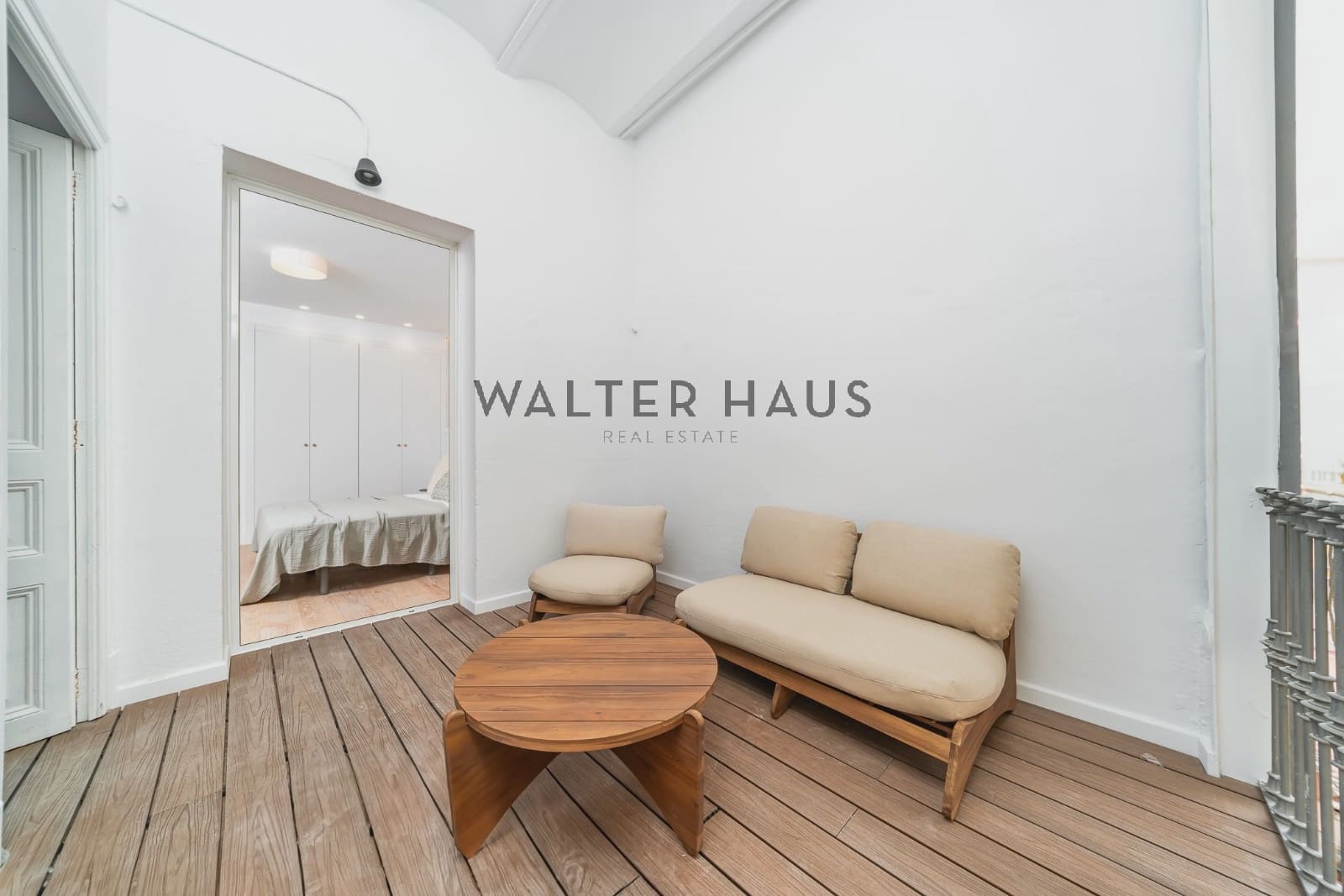 3 soveværelse Lejlighed til salg i Barcelona by - € 1.090.000 (Ref: 8989581)