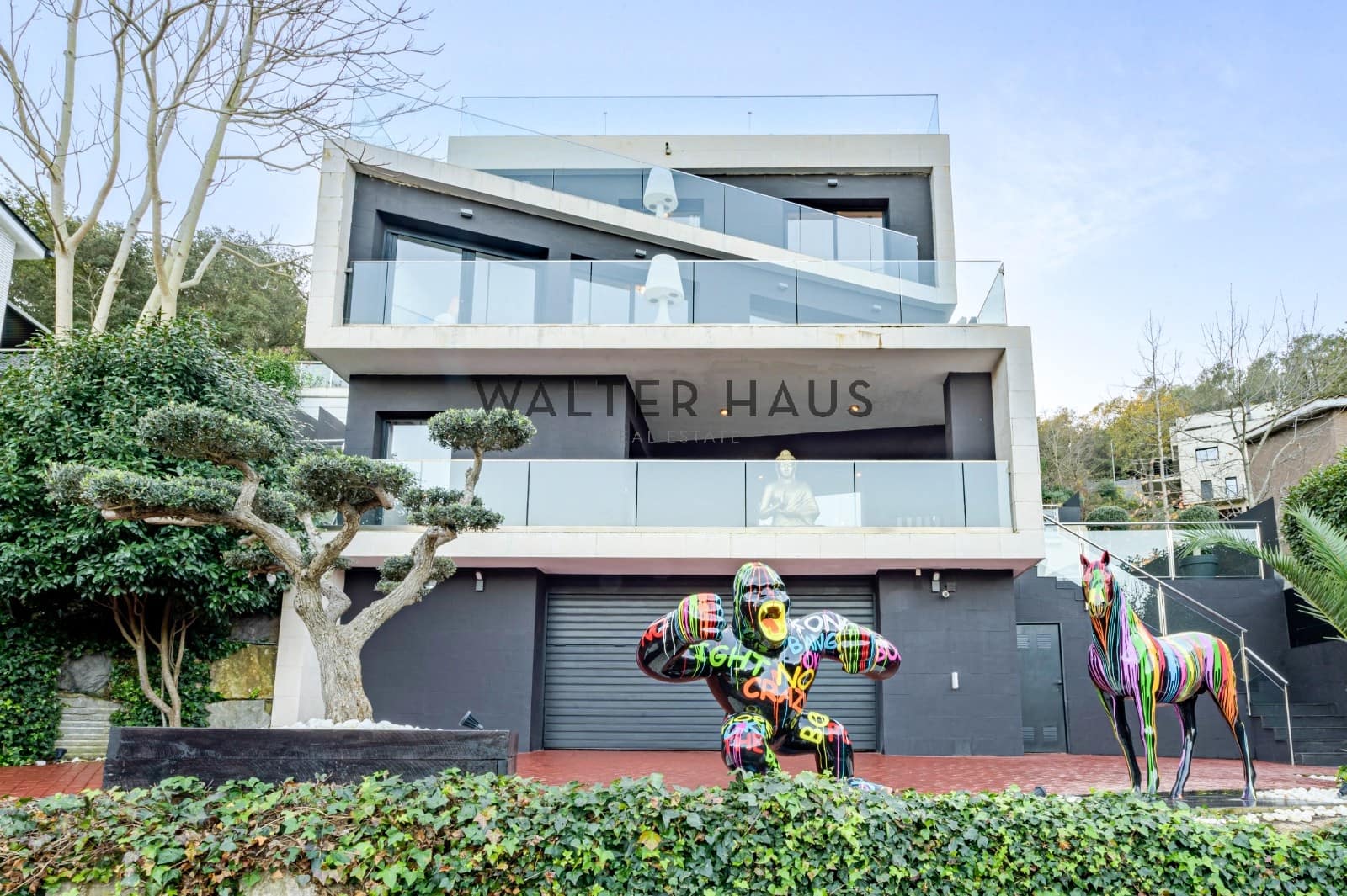 6 bedroom Villa for sale in Barcelona city with pool - € 2,550,000 (Ref: 8989583)