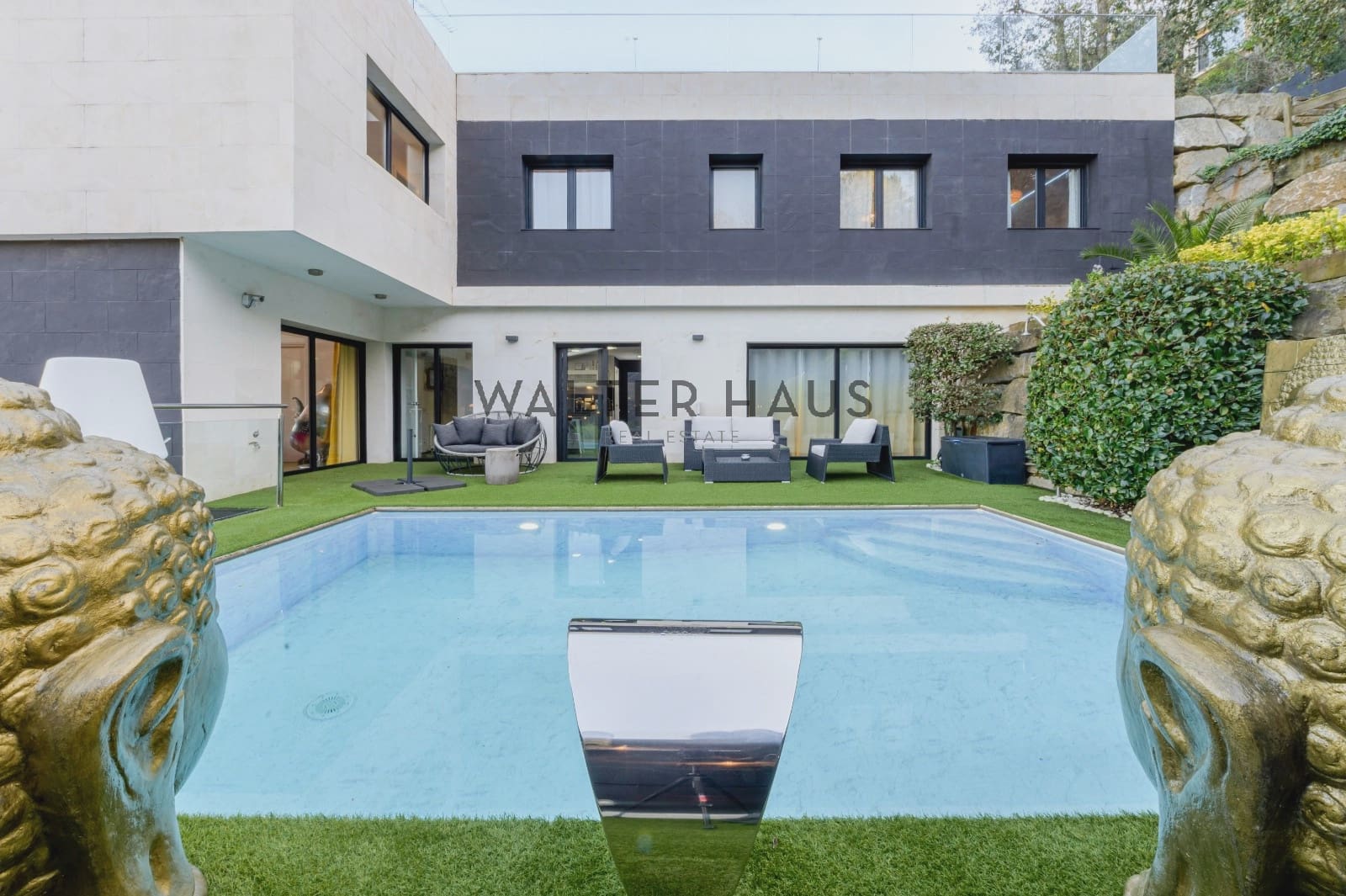 6 soverom Villa til salgs i Barcelona by med svømmebasseng - € 2 550 000 (Ref: 8989583)