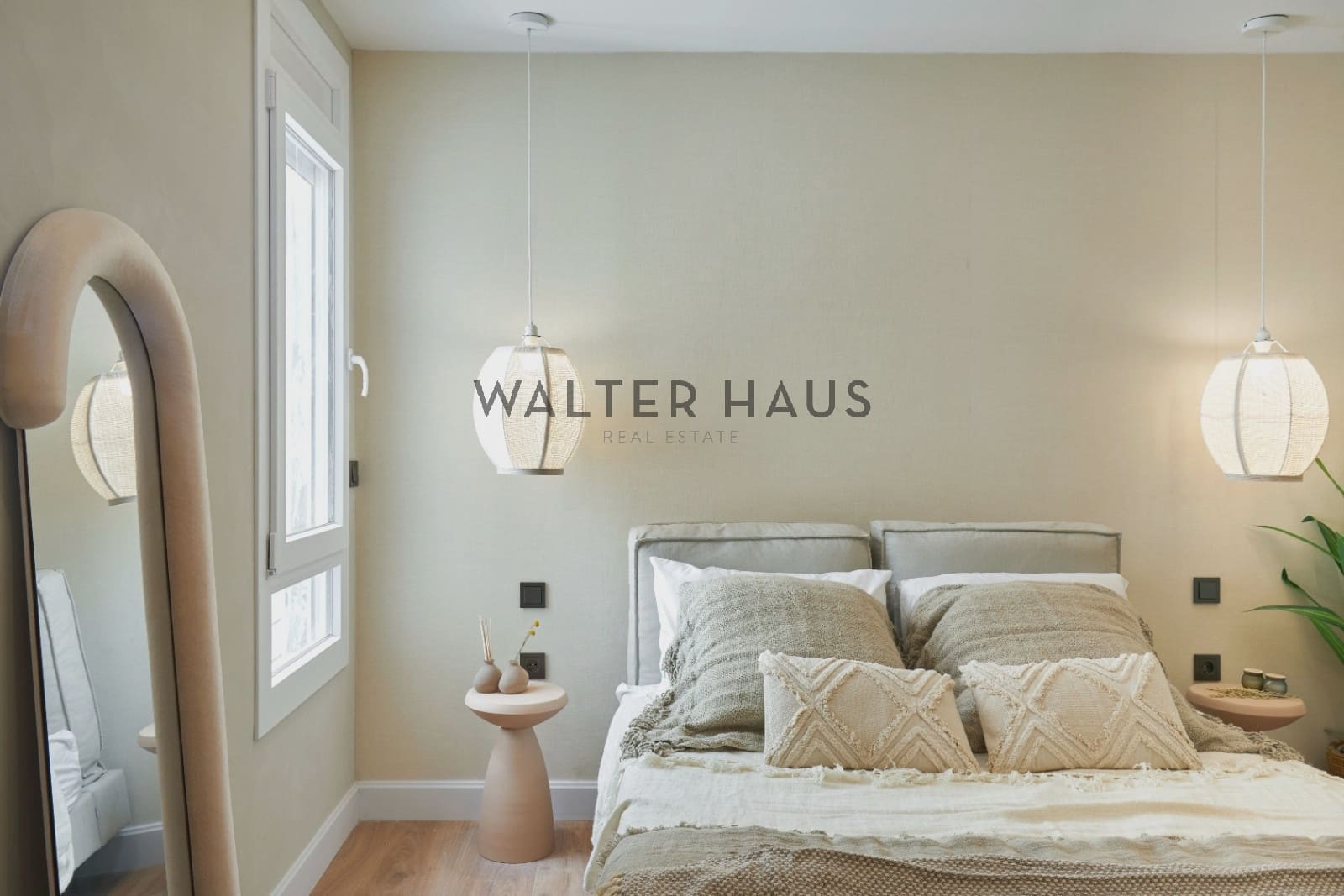 4 sypialnia Mieszkanie na sprzedaż w Miasto Barcelona - 1 315 000 € (Ref: 8989584)