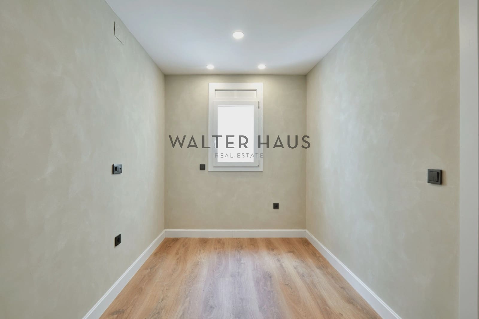 4 sypialnia Mieszkanie na sprzedaż w Miasto Barcelona - 1 315 000 € (Ref: 8989584)