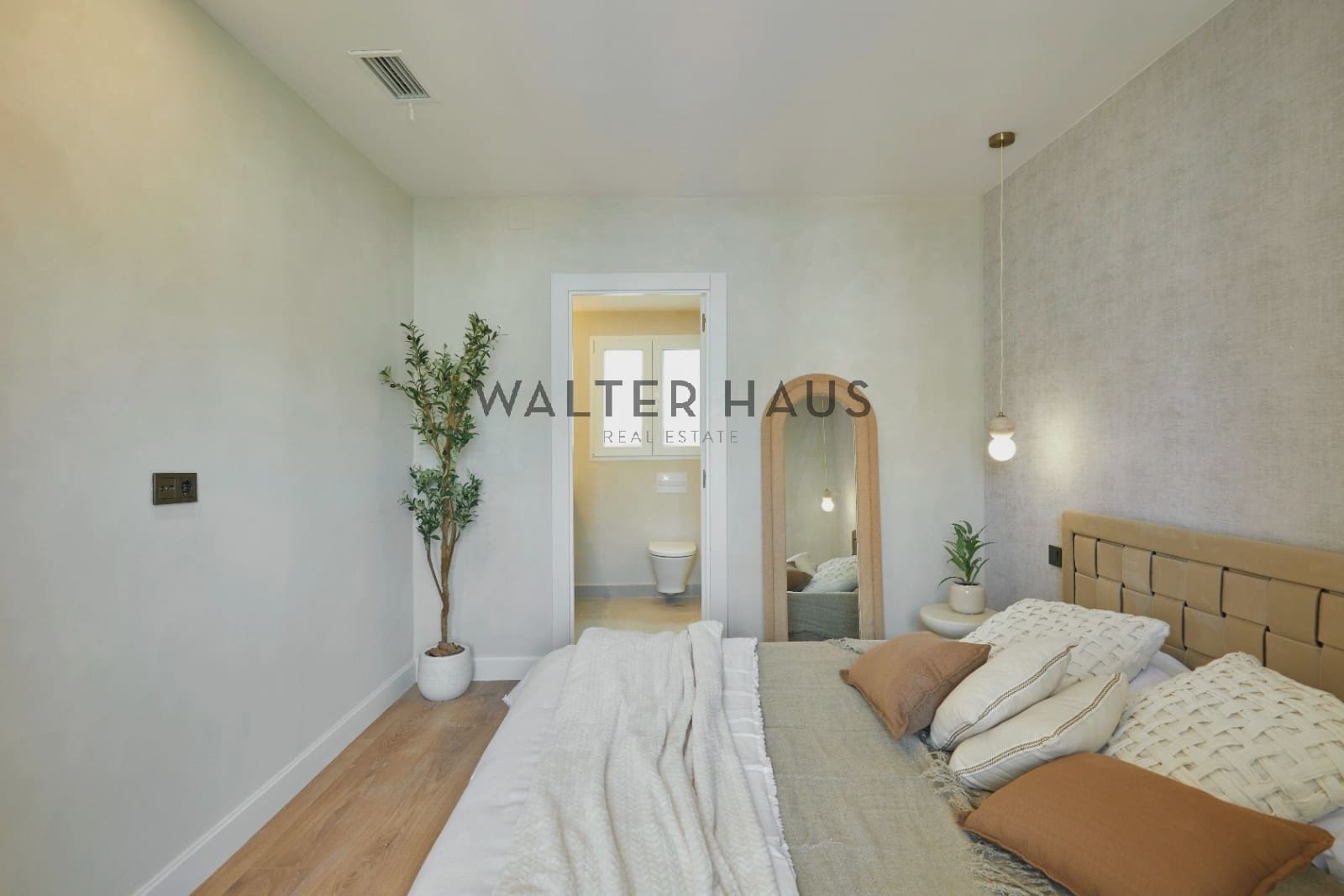 4 sypialnia Mieszkanie na sprzedaż w Miasto Barcelona - 1 315 000 € (Ref: 8989584)