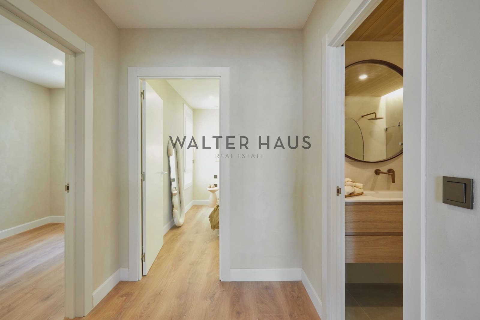 4 sypialnia Mieszkanie na sprzedaż w Miasto Barcelona - 1 315 000 € (Ref: 8989584)