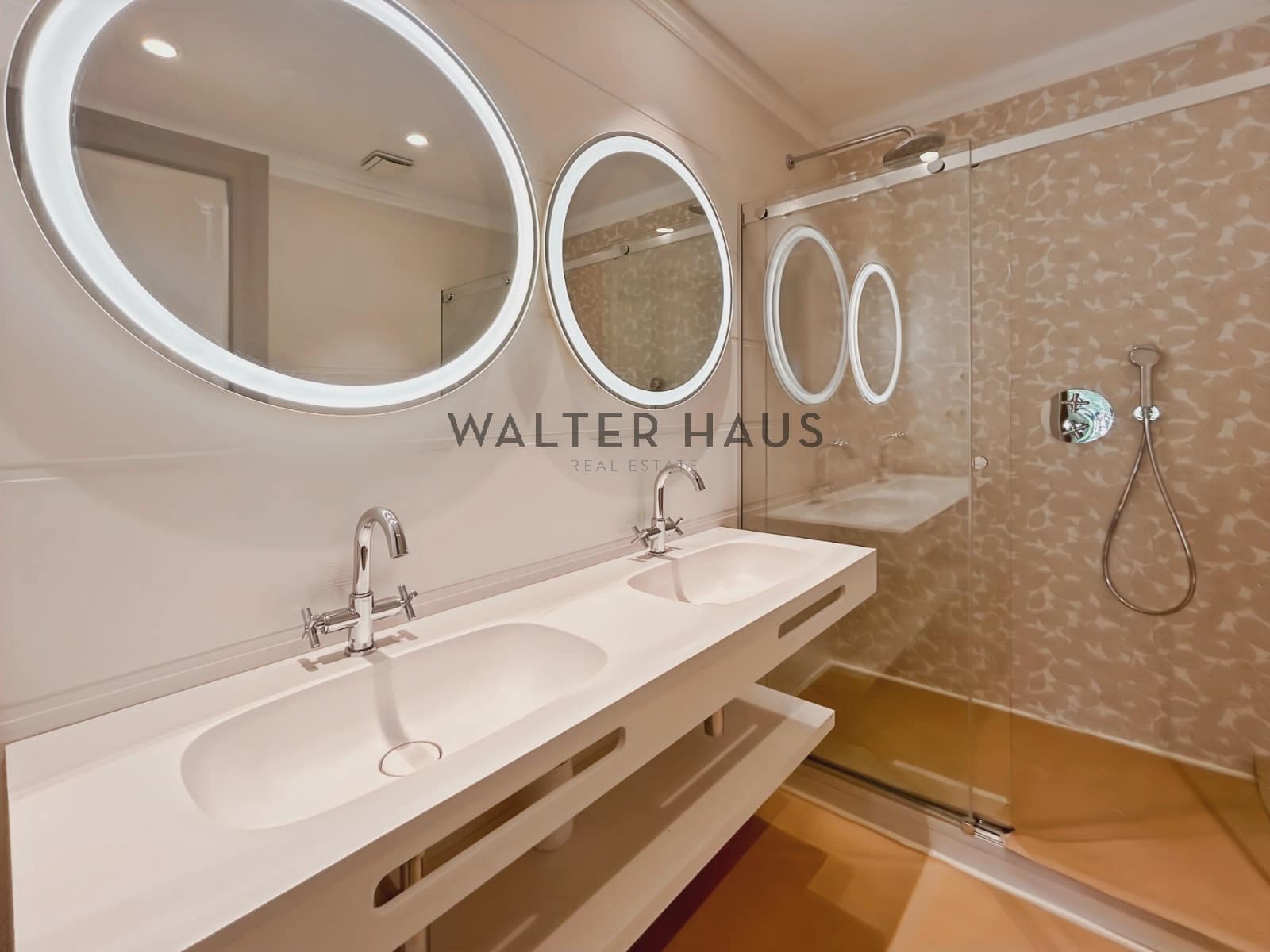 3 sypialnia Mieszkanie do wynajęcia w Miasto Barcelona - 5 939 € (Ref: 8990116)