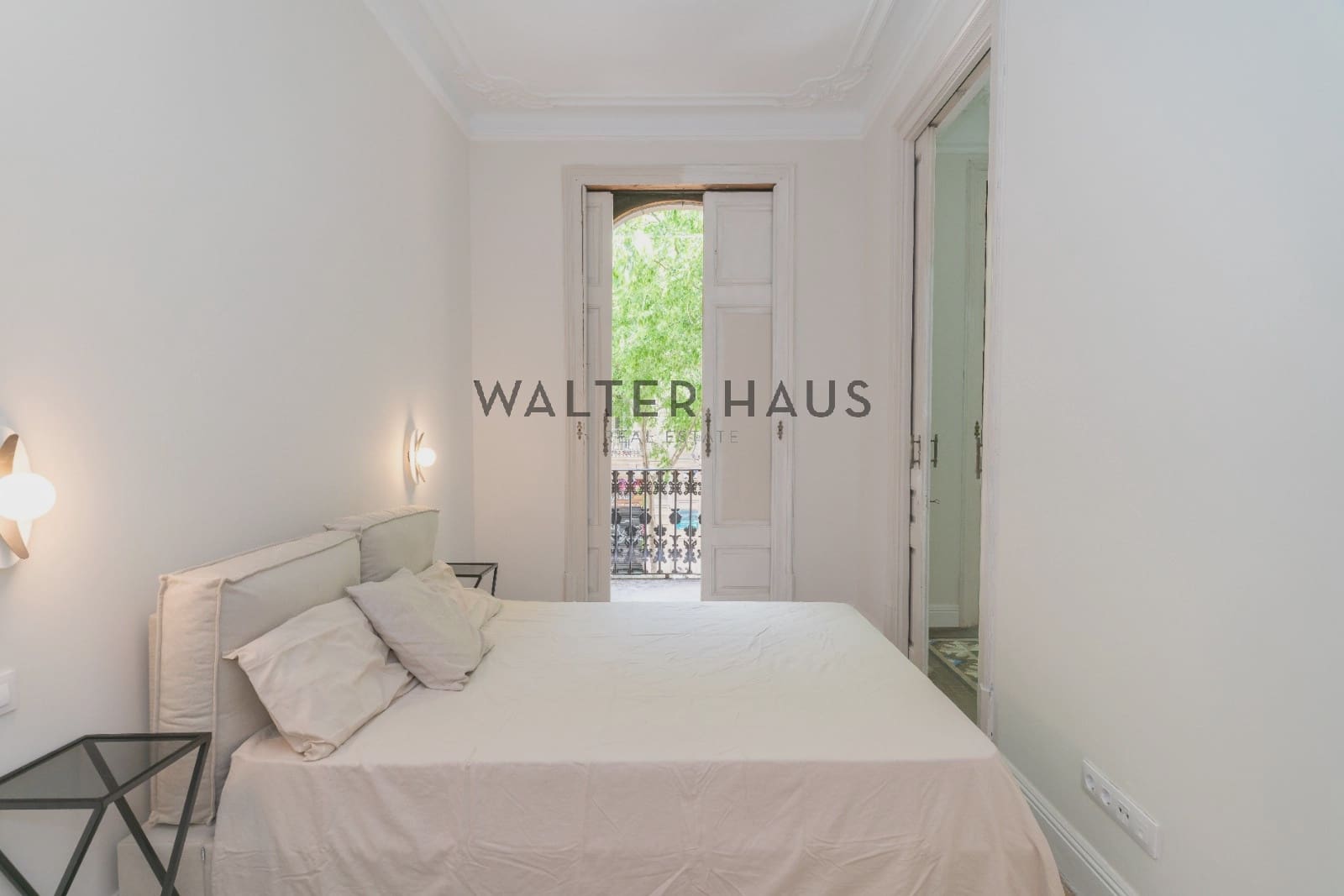 4 bedroom Flat for sale in Barcelona city - € 1,650,000 (Ref: 8992358)