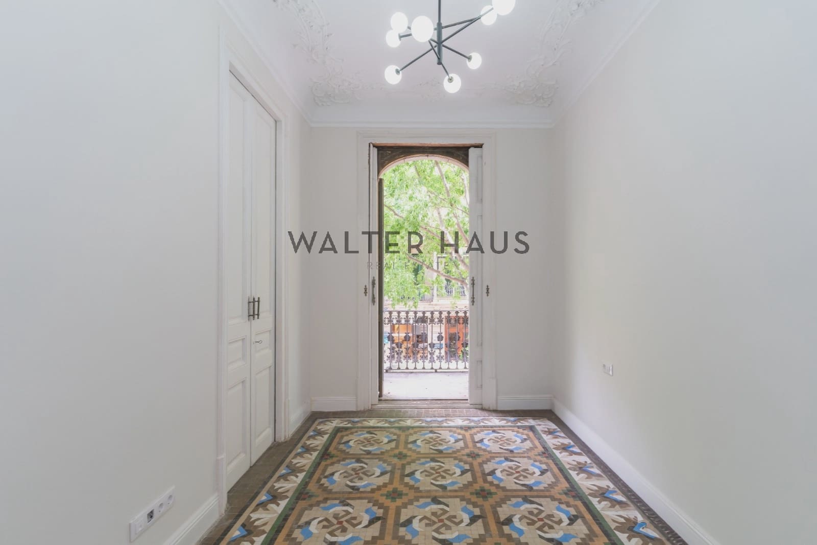 4 bedroom Flat for sale in Barcelona city - € 1,650,000 (Ref: 8992358)