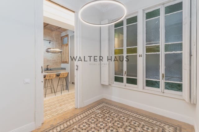 4 bedroom Flat for sale in Sant Antoni, Barcelona city - € 1,650,000 (Ref: 8992358)