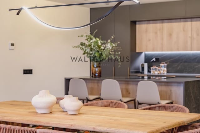 5 bedroom Flat for sale in Sant Gervasi - Galvany, Barcelona city - € 1,500,000 (Ref: 8993049)