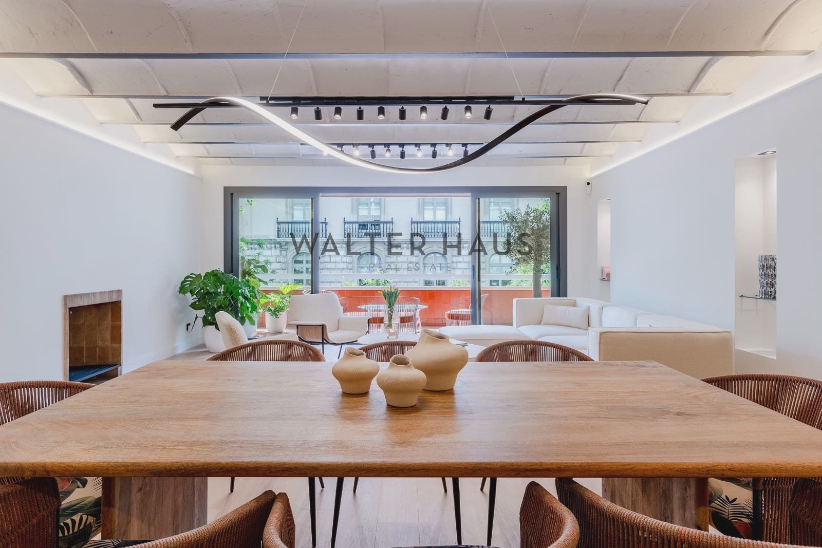 5 bedroom Flat for sale in Barcelona city - € 1,500,000 (Ref: 8993049)