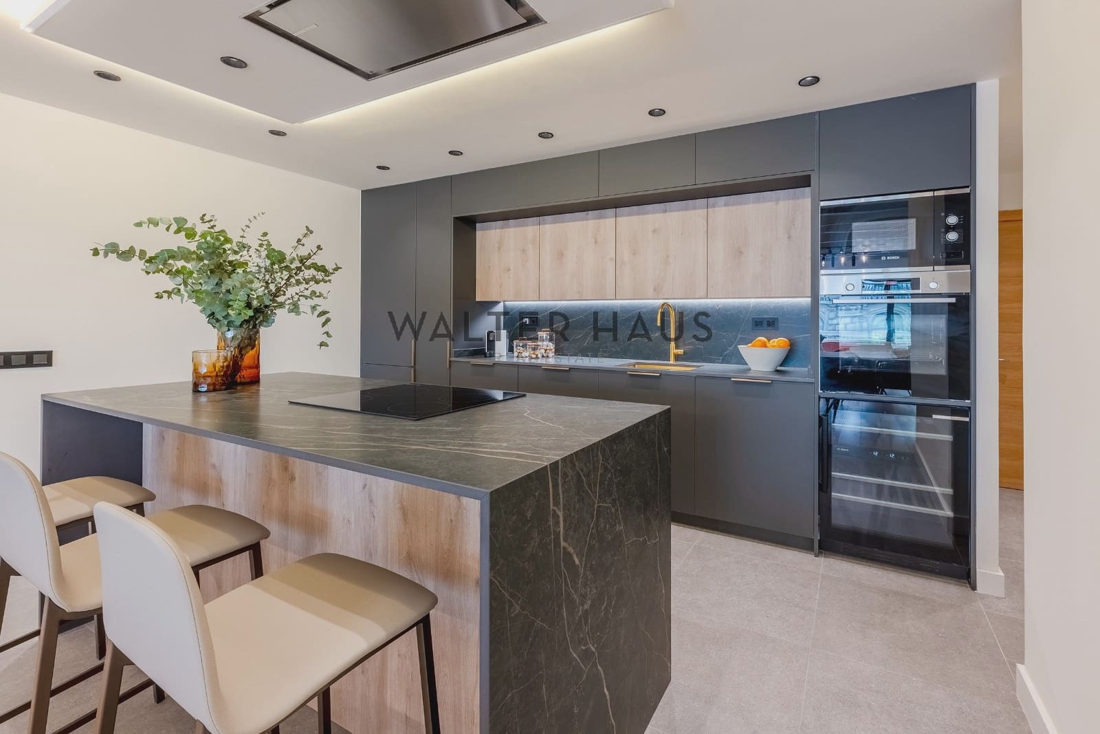 5 bedroom Flat for sale in Barcelona city - € 1,500,000 (Ref: 8993049)