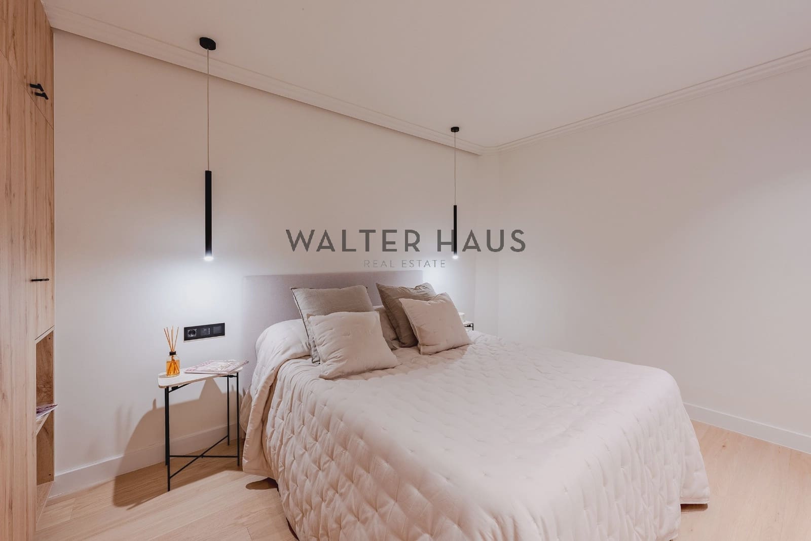 5 bedroom Flat for sale in Barcelona city - € 1,500,000 (Ref: 8993049)