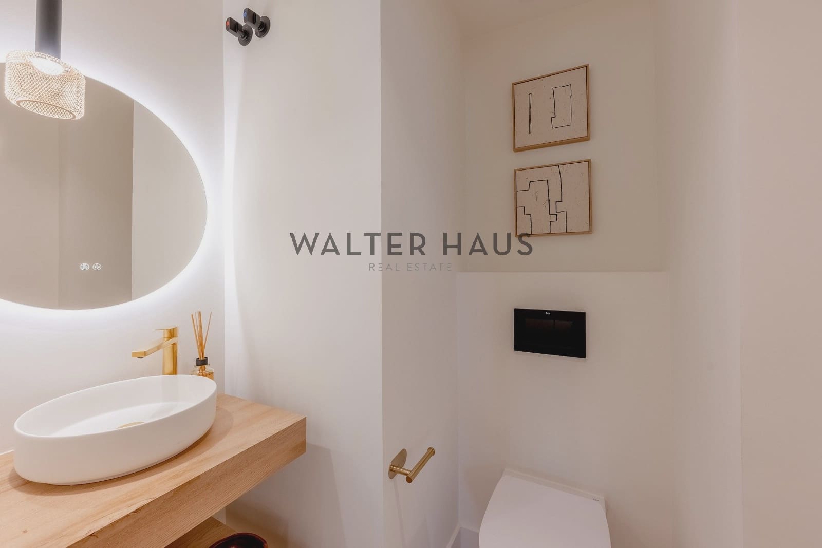 5 bedroom Flat for sale in Barcelona city - € 1,500,000 (Ref: 8993049)