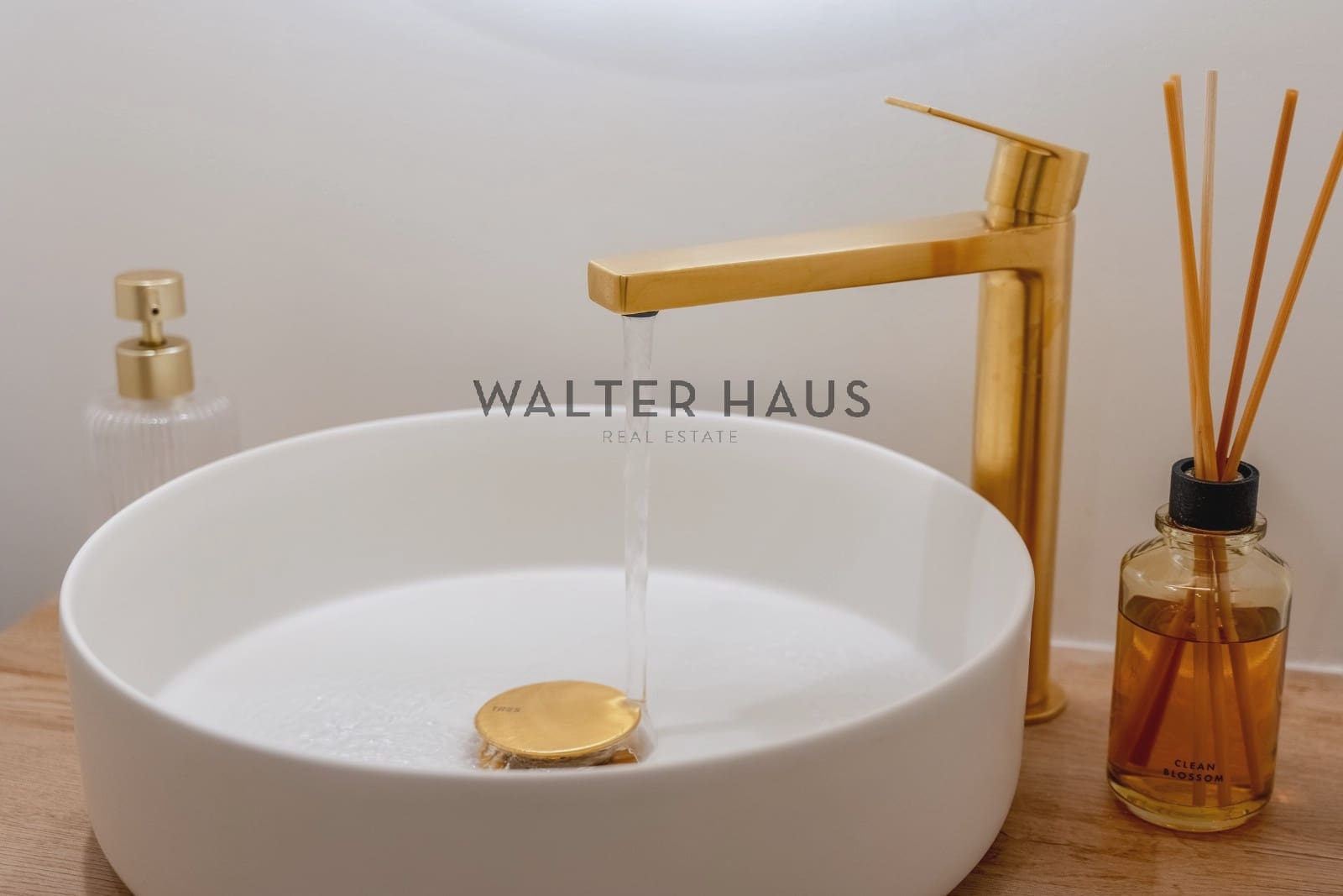 5 bedroom Flat for sale in Barcelona city - € 1,500,000 (Ref: 8993049)