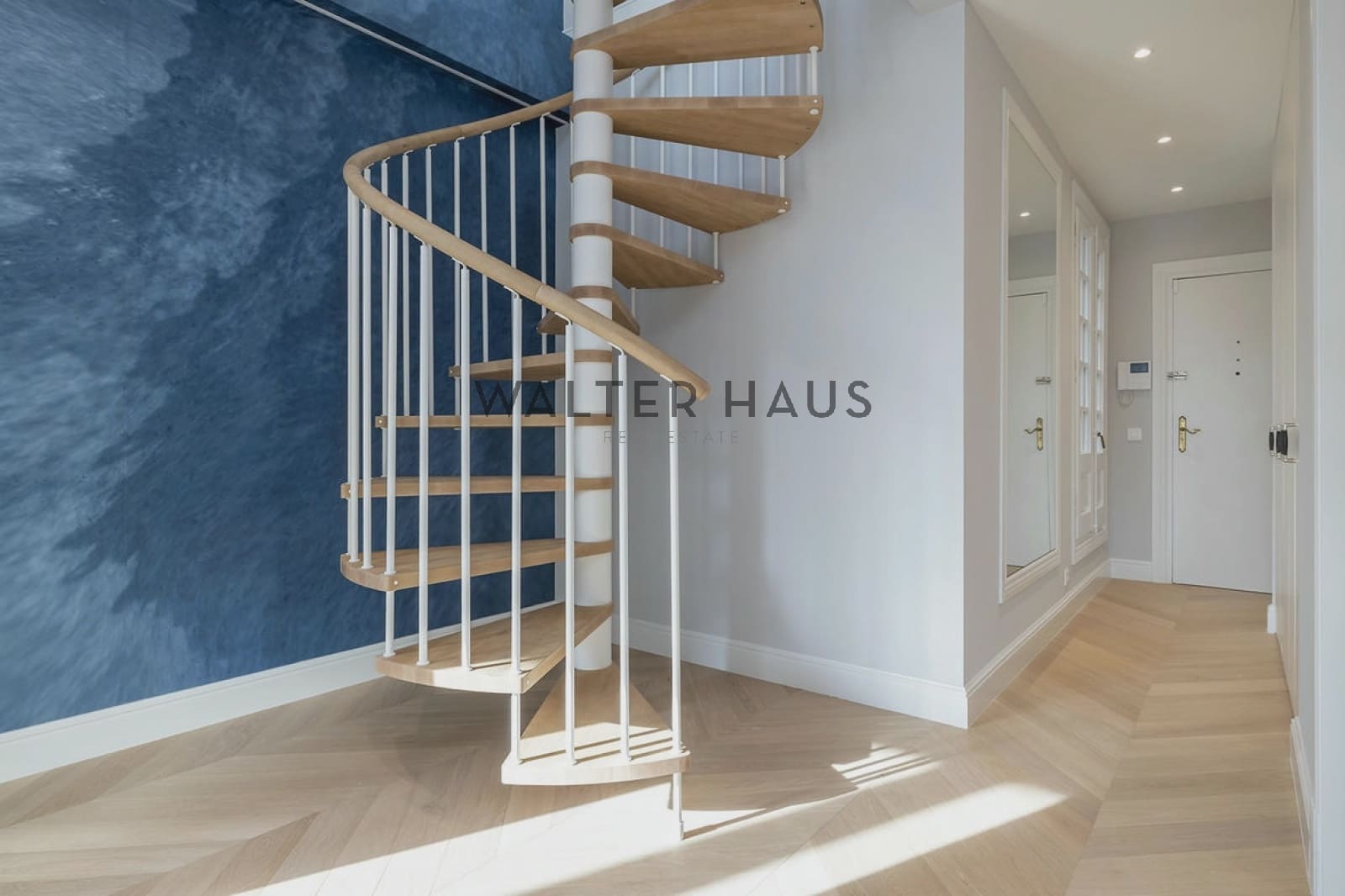 3 soveværelse Penthouse til salg i Barcelona by med swimmingpool - € 1.675.000 (Ref: 8997278)