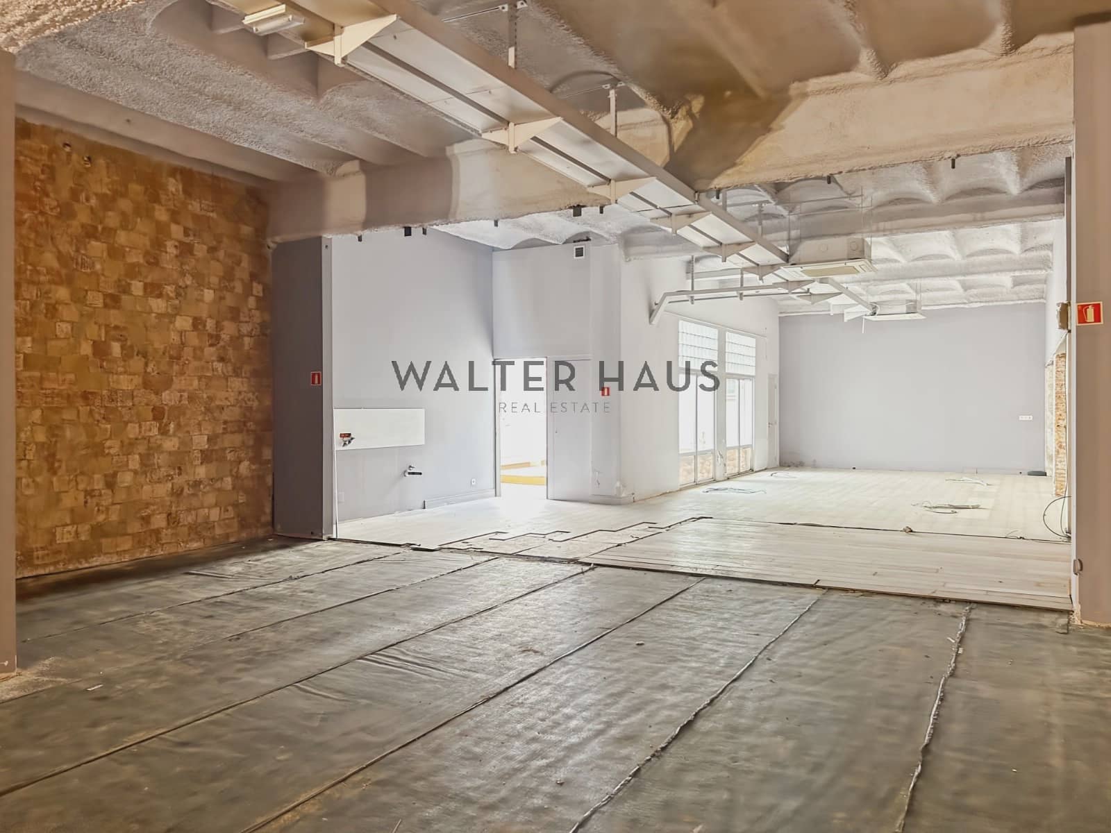 Gewerbe zu vermieten in Barcelona Stadt - 7.900 € (Ref: 9013106)