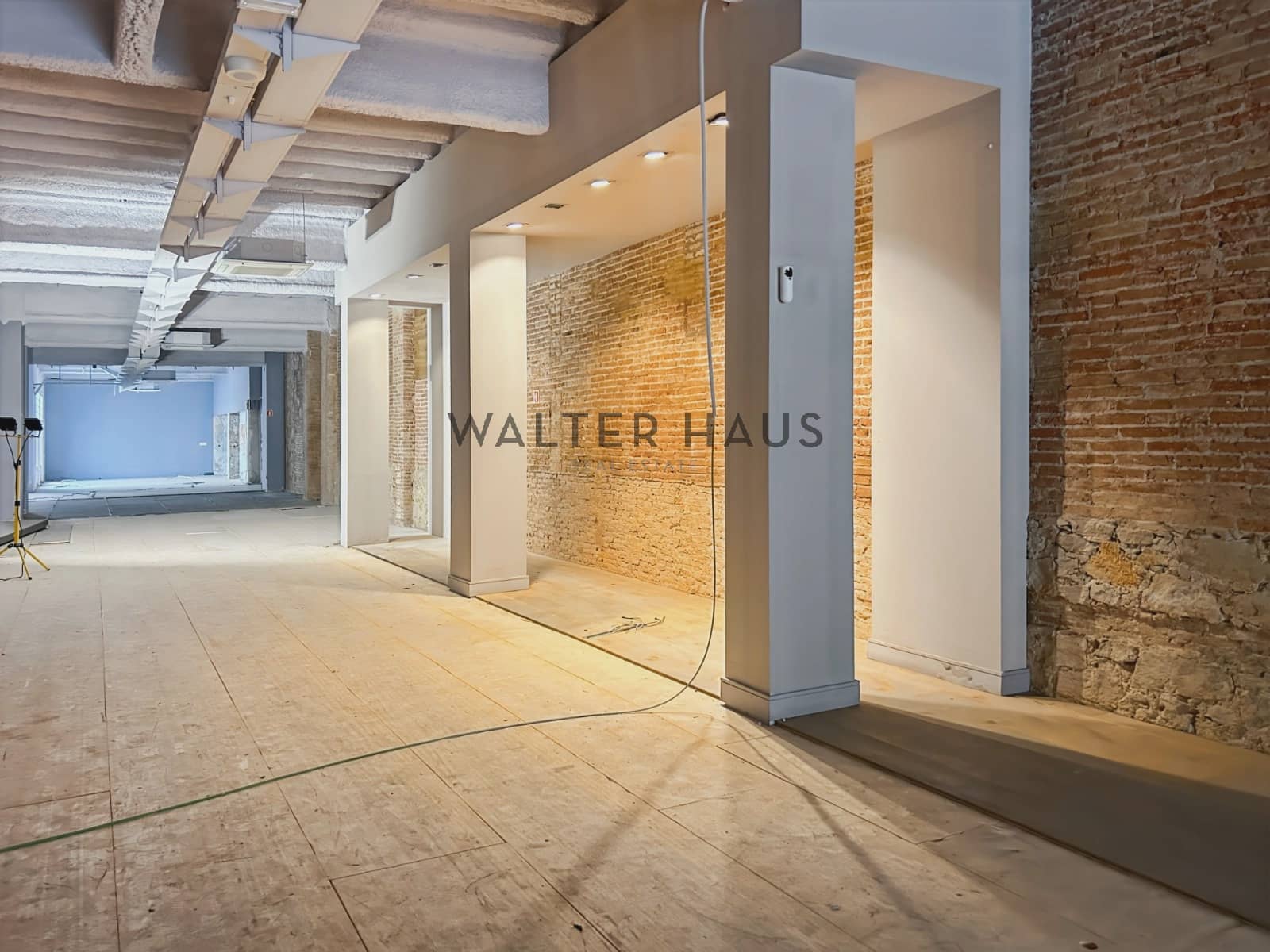 Gewerbe zu vermieten in Barcelona Stadt - 7.900 € (Ref: 9013106)