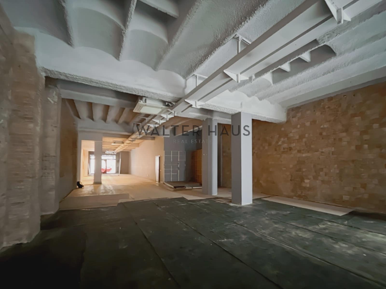 Gewerbe zu vermieten in Barcelona Stadt - 7.900 € (Ref: 9013106)