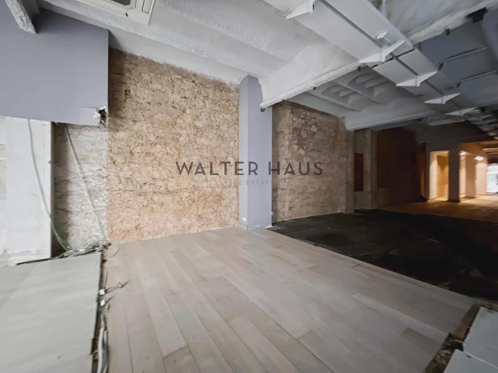 Gewerbe zu vermieten in Barcelona Stadt - 7.900 € (Ref: 9013106)