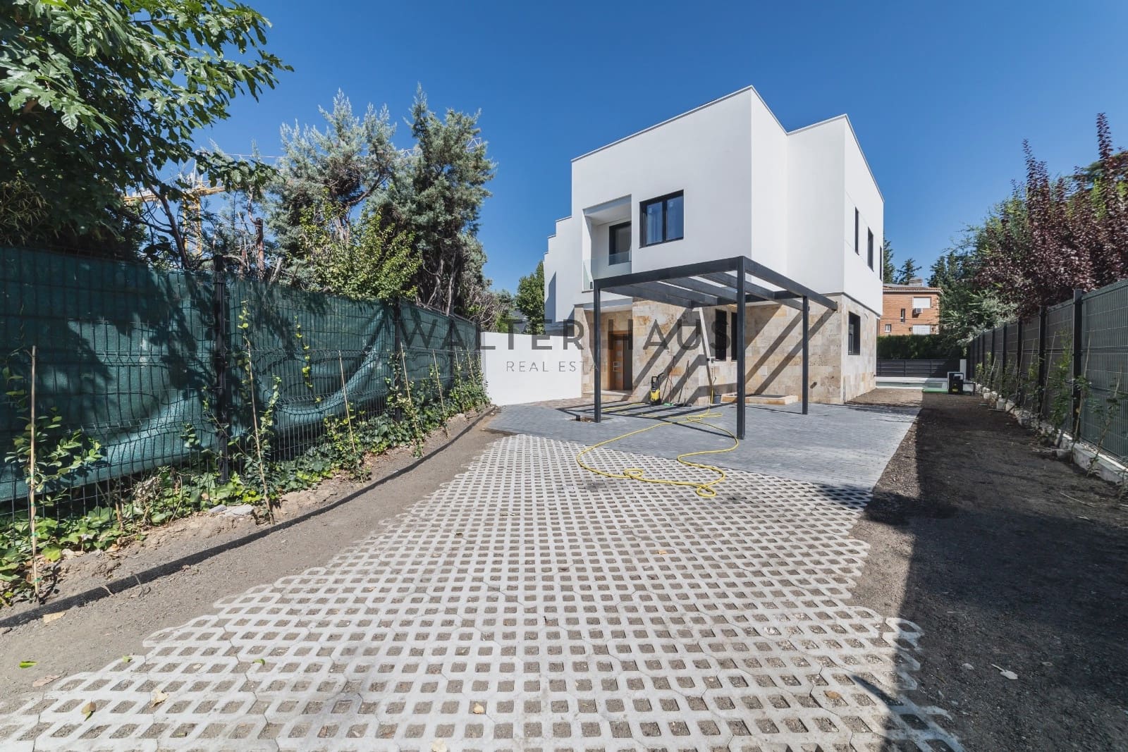 3 soverom Villa til salgs i Madrid by med svømmebasseng - € 1 598 000 (Ref: 9013108)