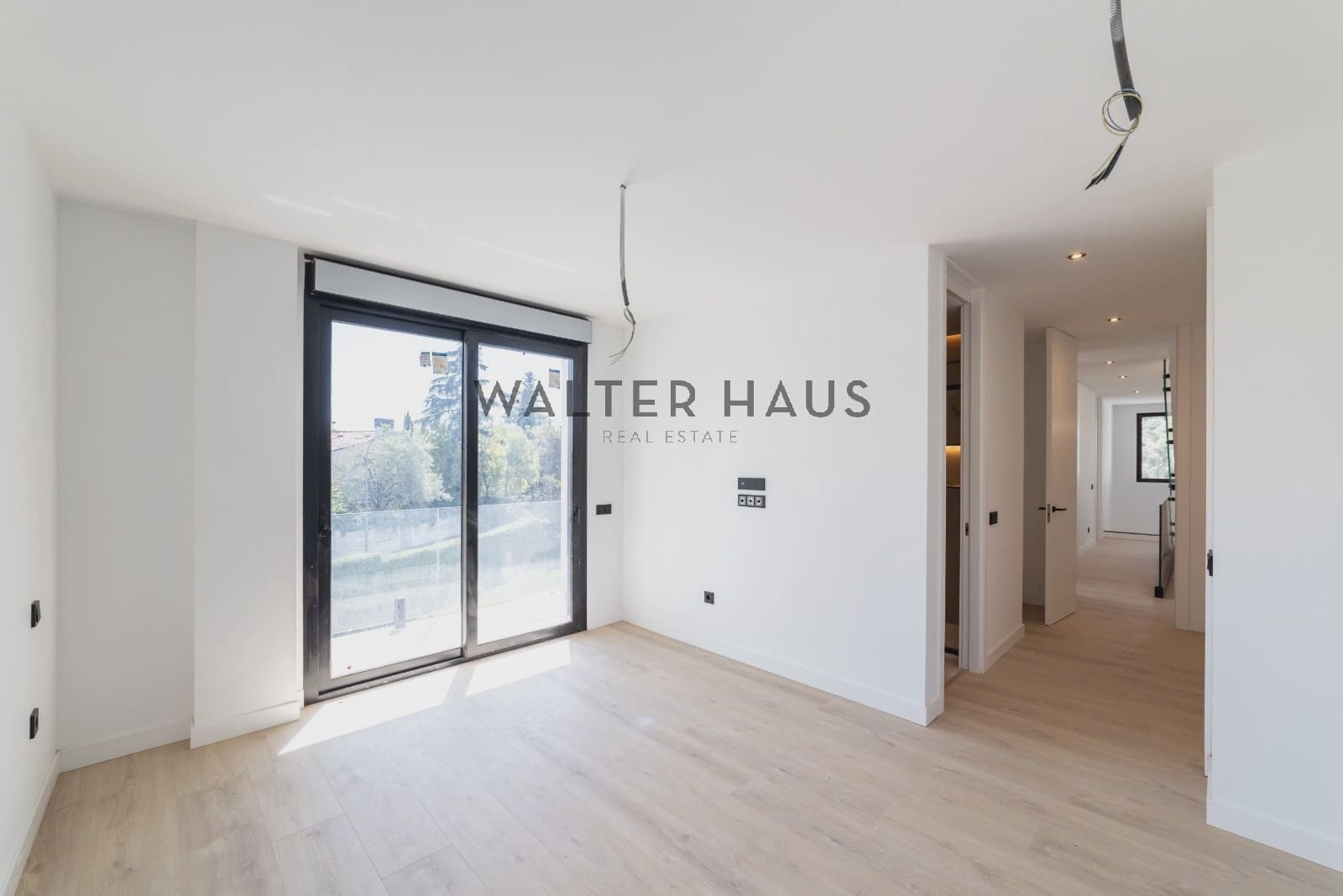 3 soverom Villa til salgs i Madrid by med svømmebasseng - € 1 598 000 (Ref: 9013108)